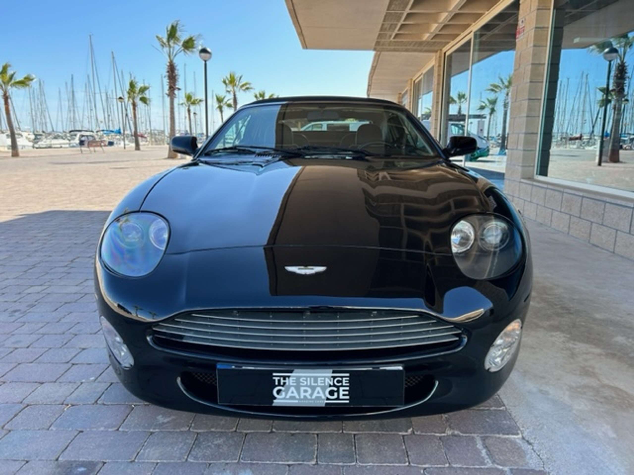 Aston Martin - DB7