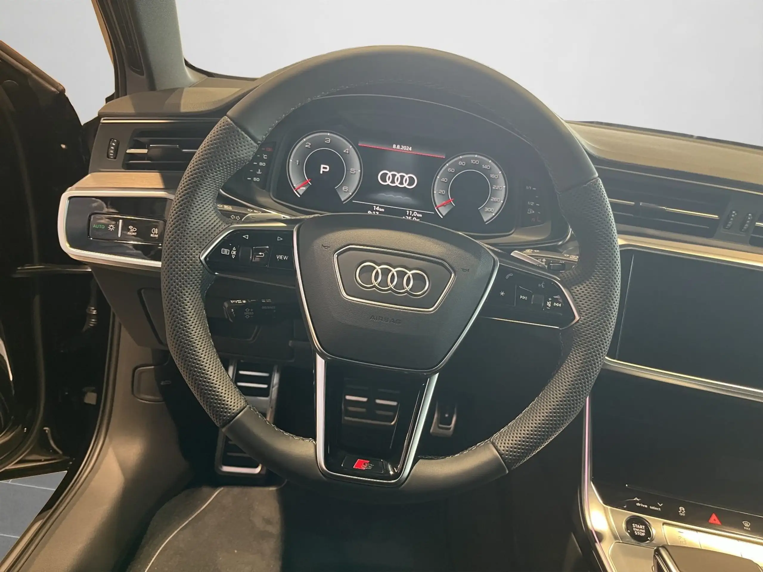 Audi - A6