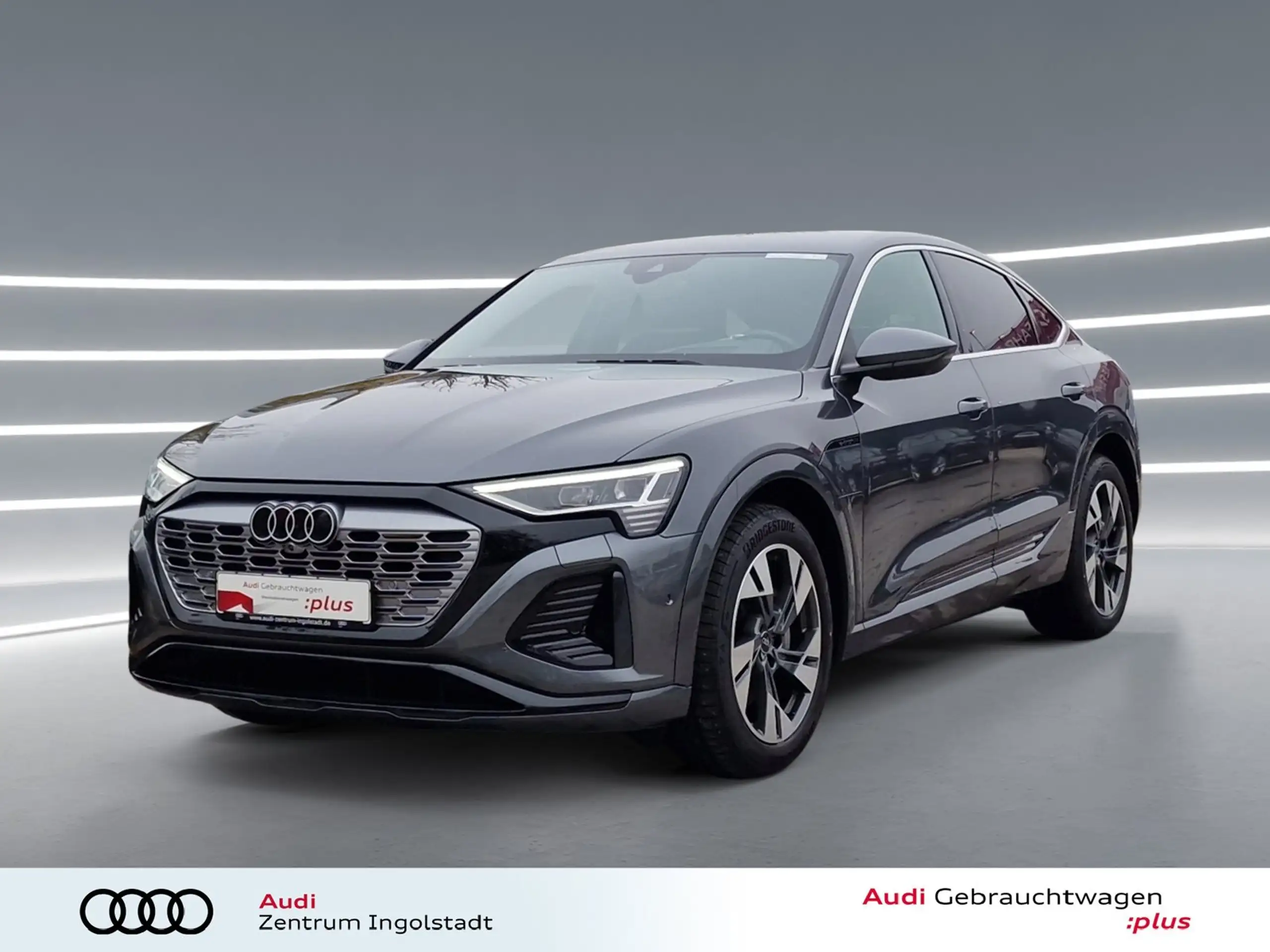 Audi - Q8 e-tron