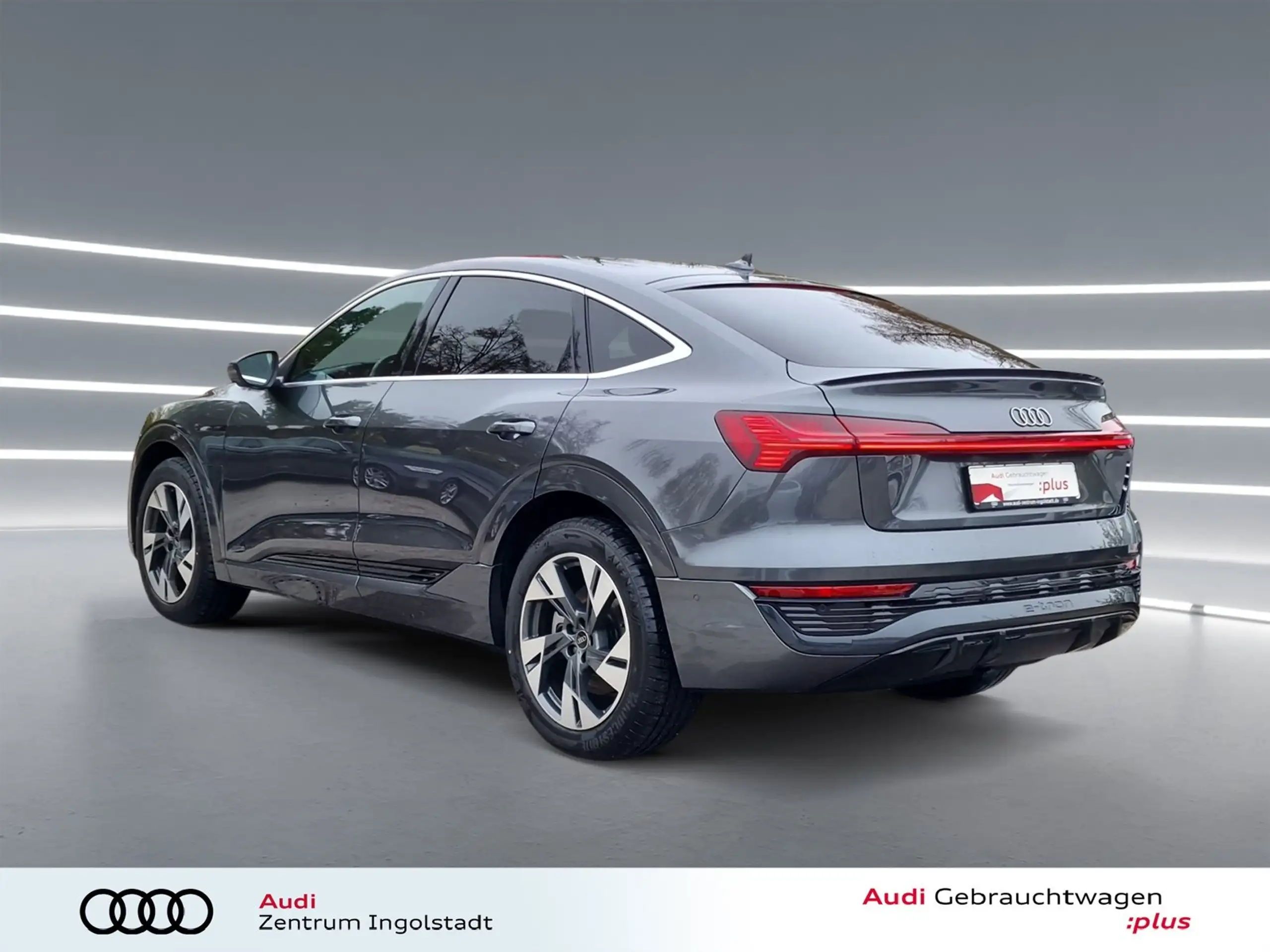 Audi - Q8 e-tron