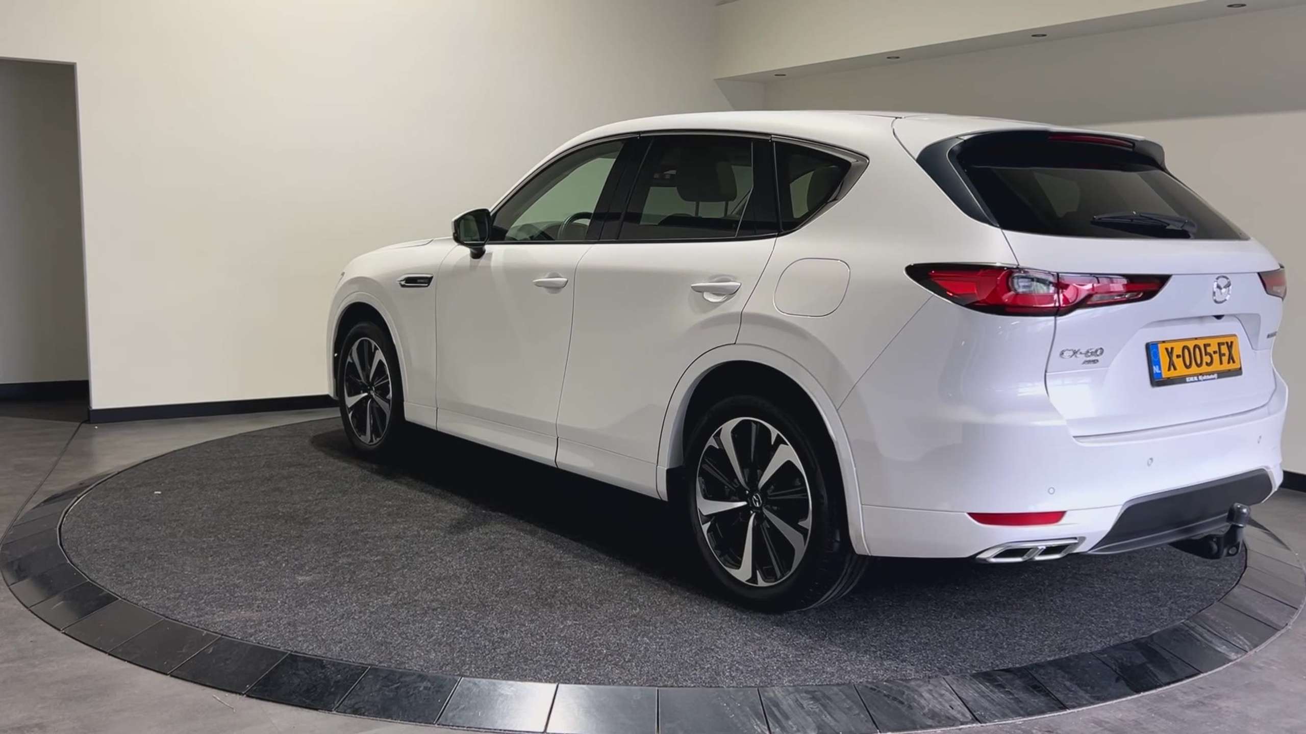 Mazda - CX-60