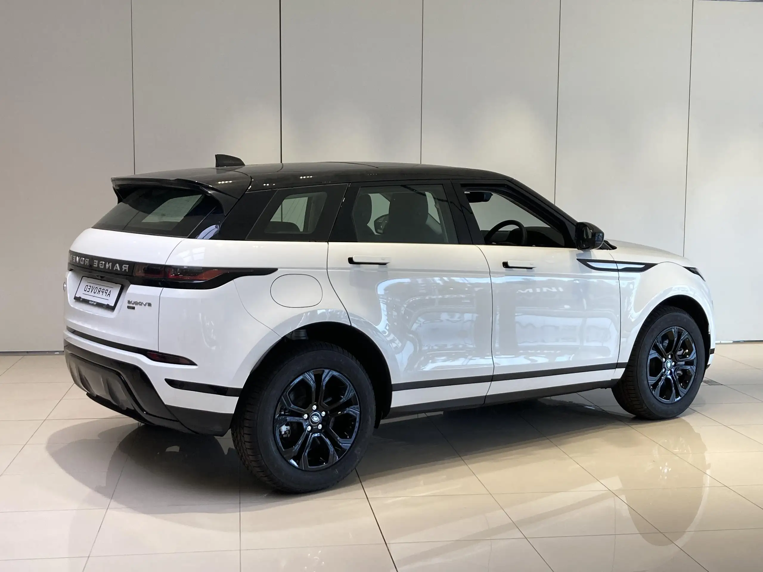 Land Rover - Range Rover Evoque