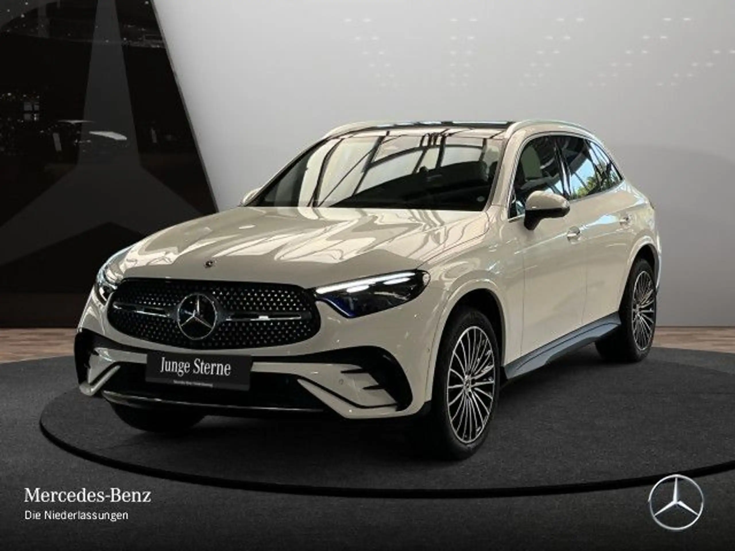 Mercedes-Benz - GLC 300