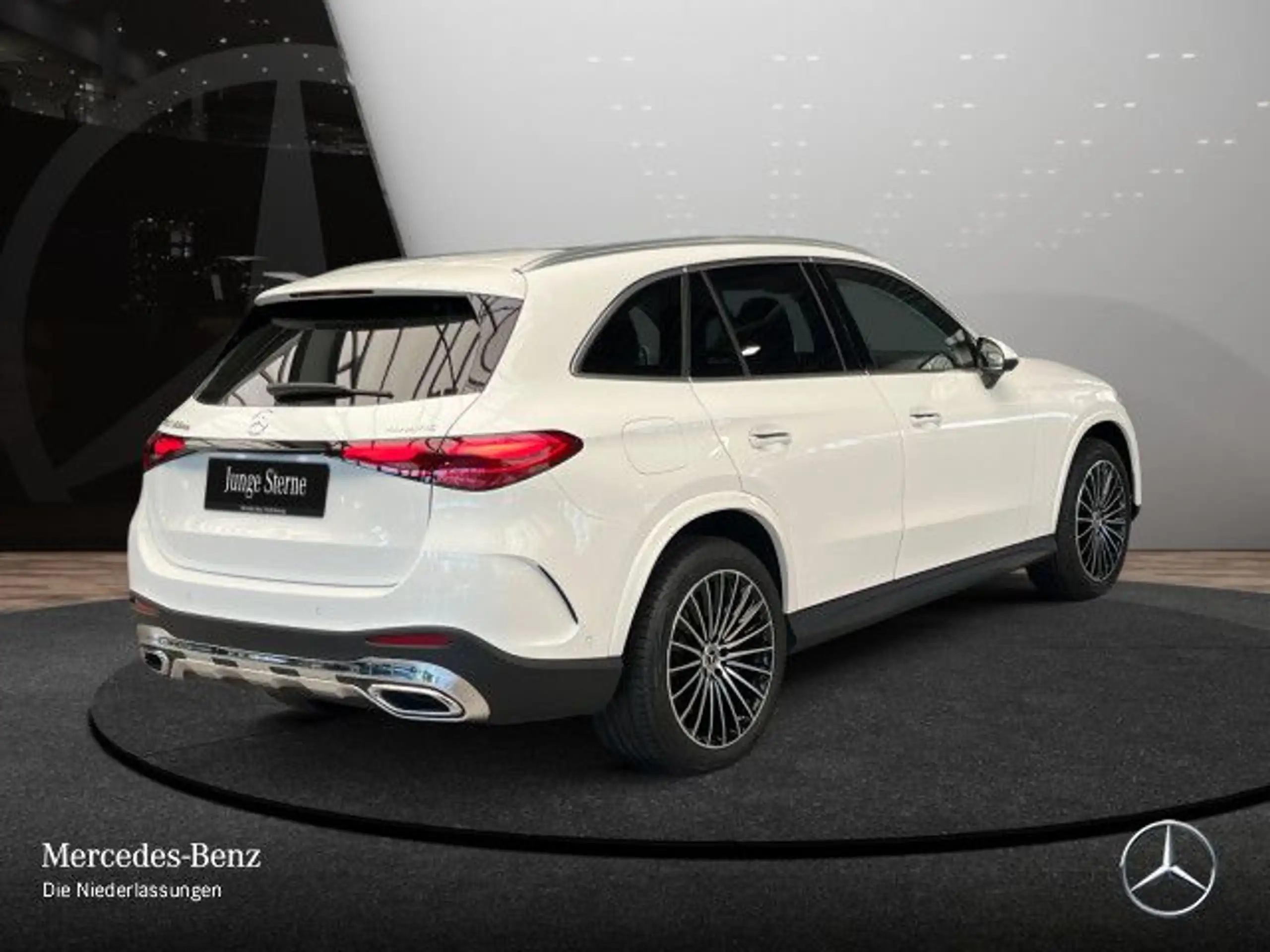 Mercedes-Benz - GLC 300