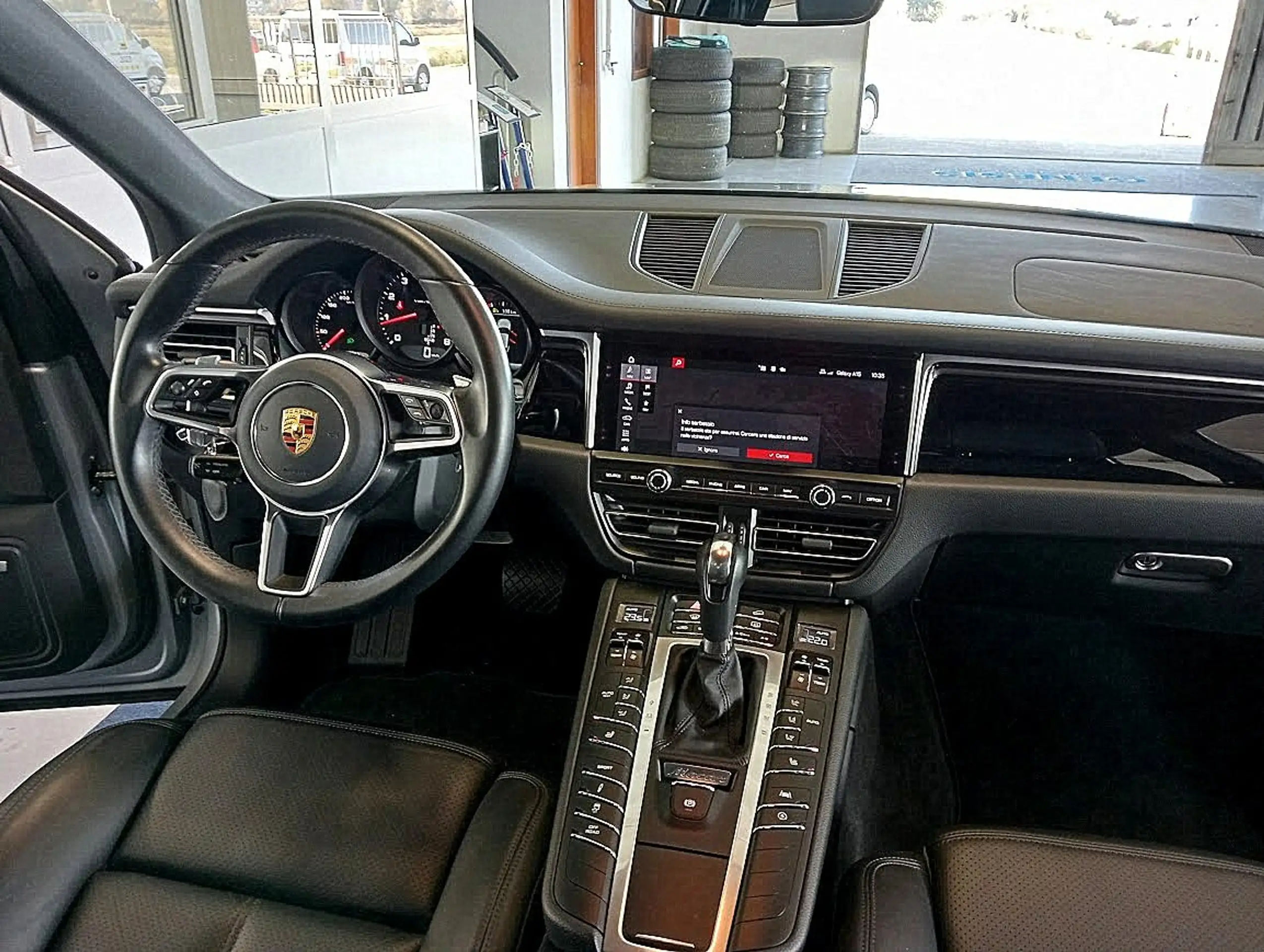 Porsche - Macan