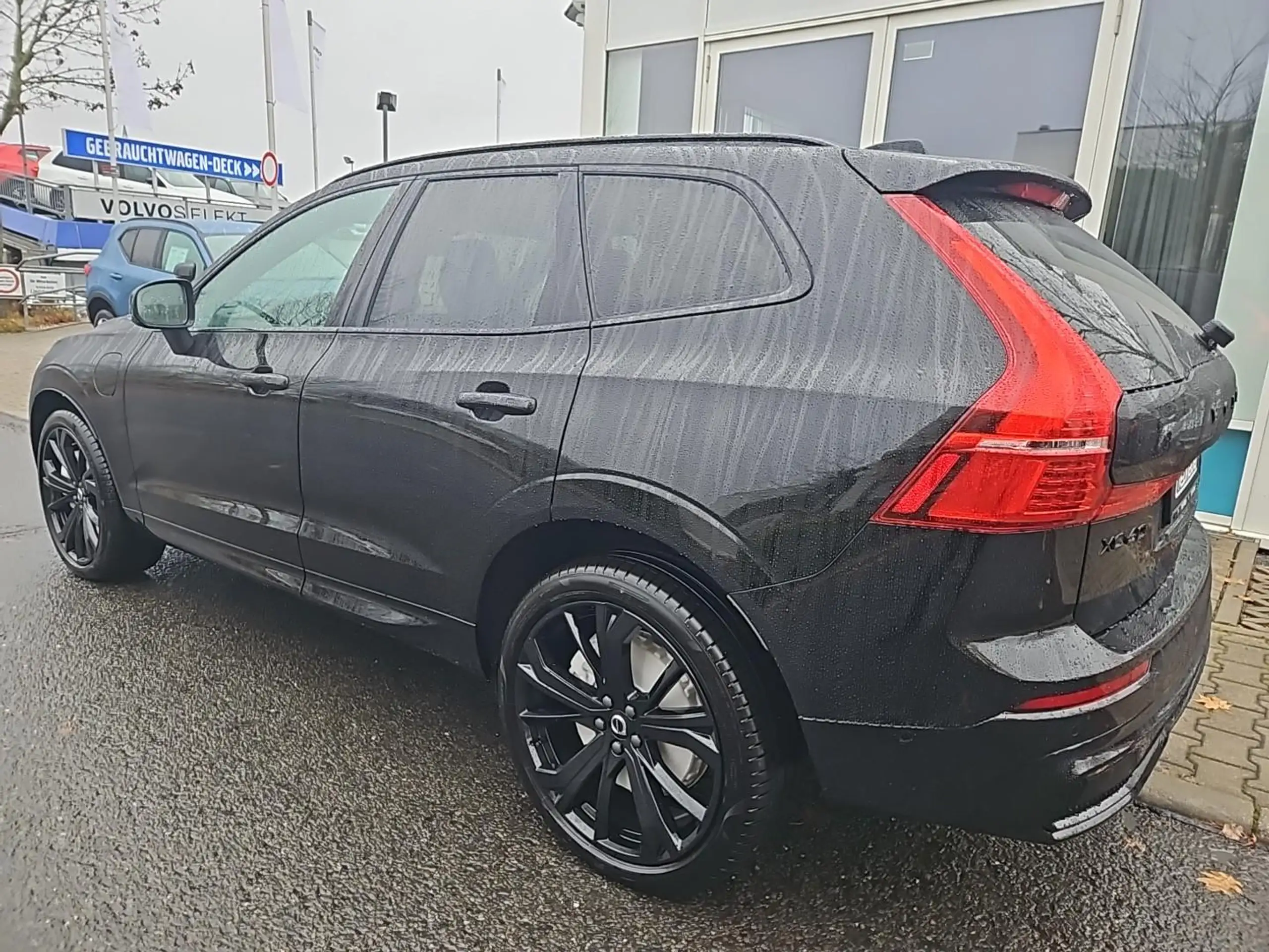 Volvo - XC60