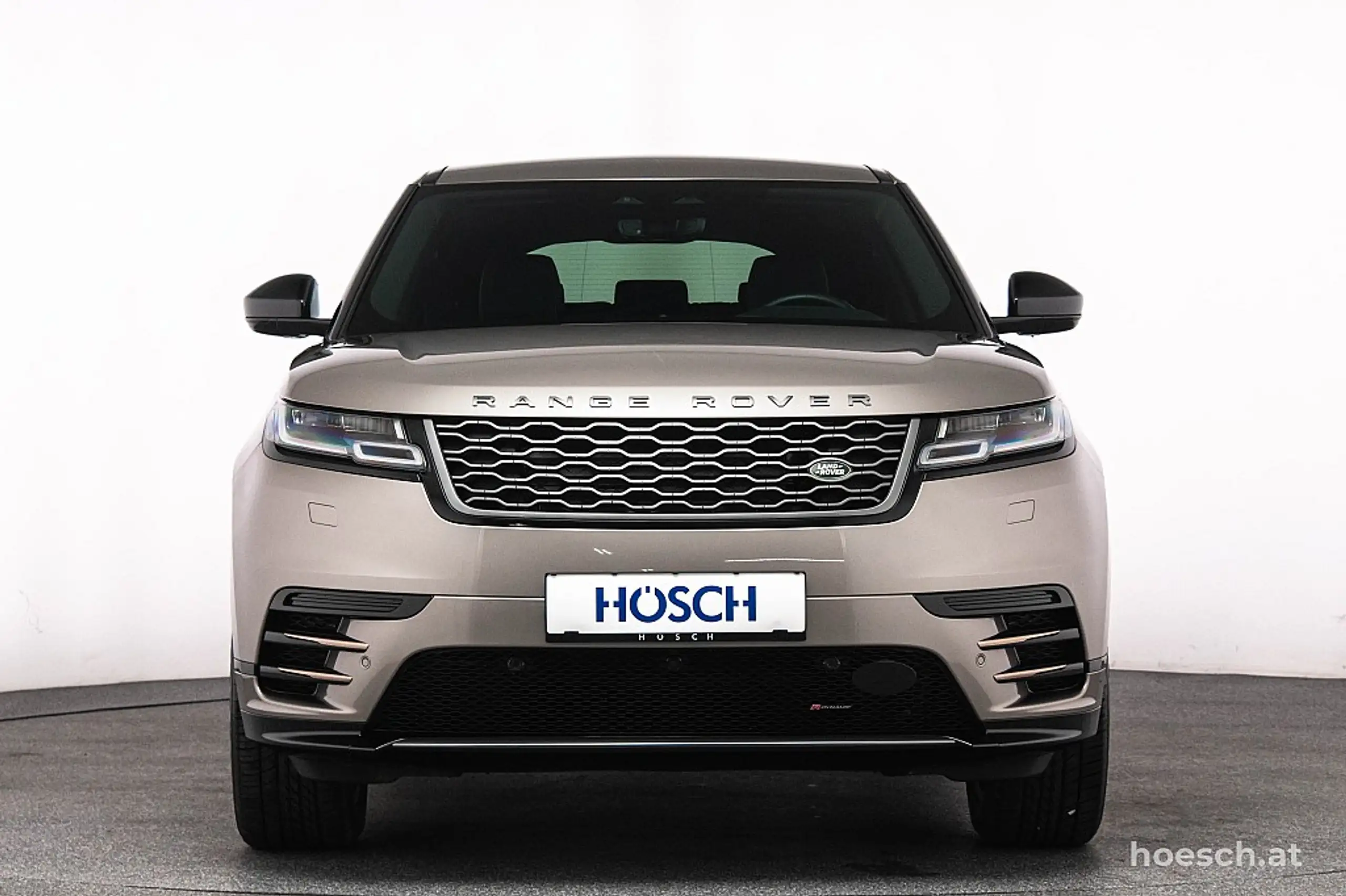 Land Rover - Range Rover Velar