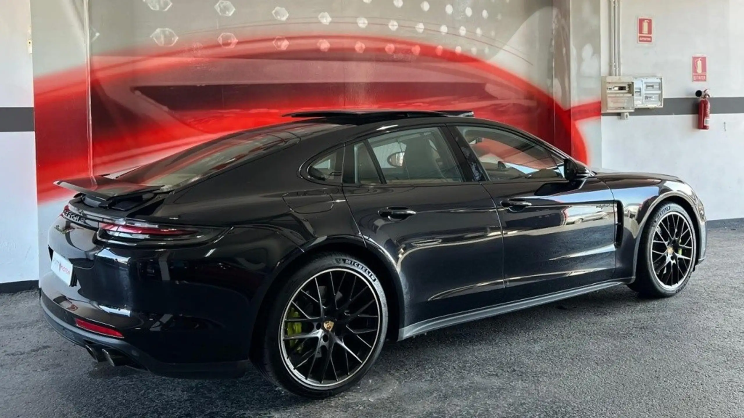 Porsche - Panamera