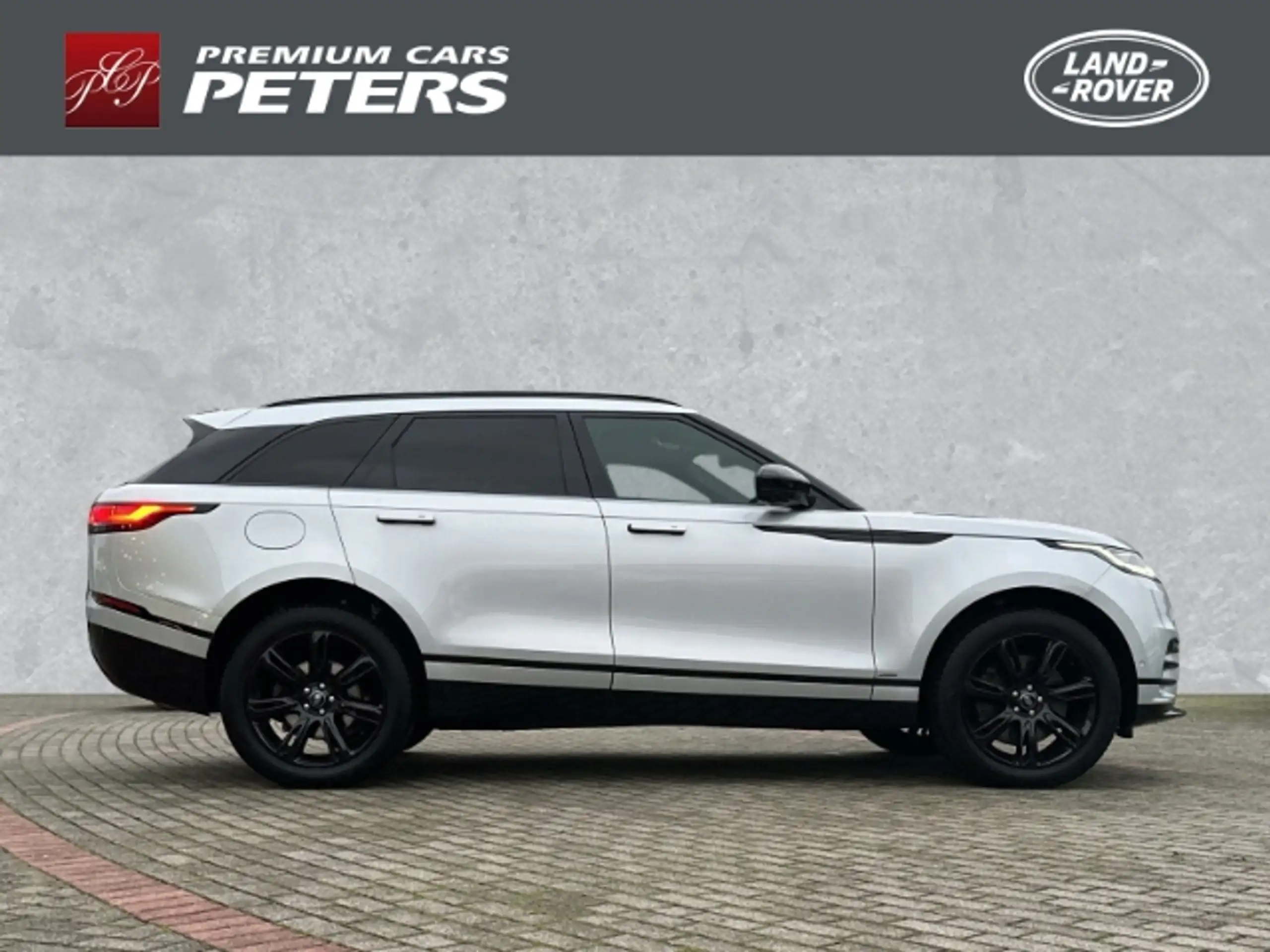 Land Rover - Range Rover Velar