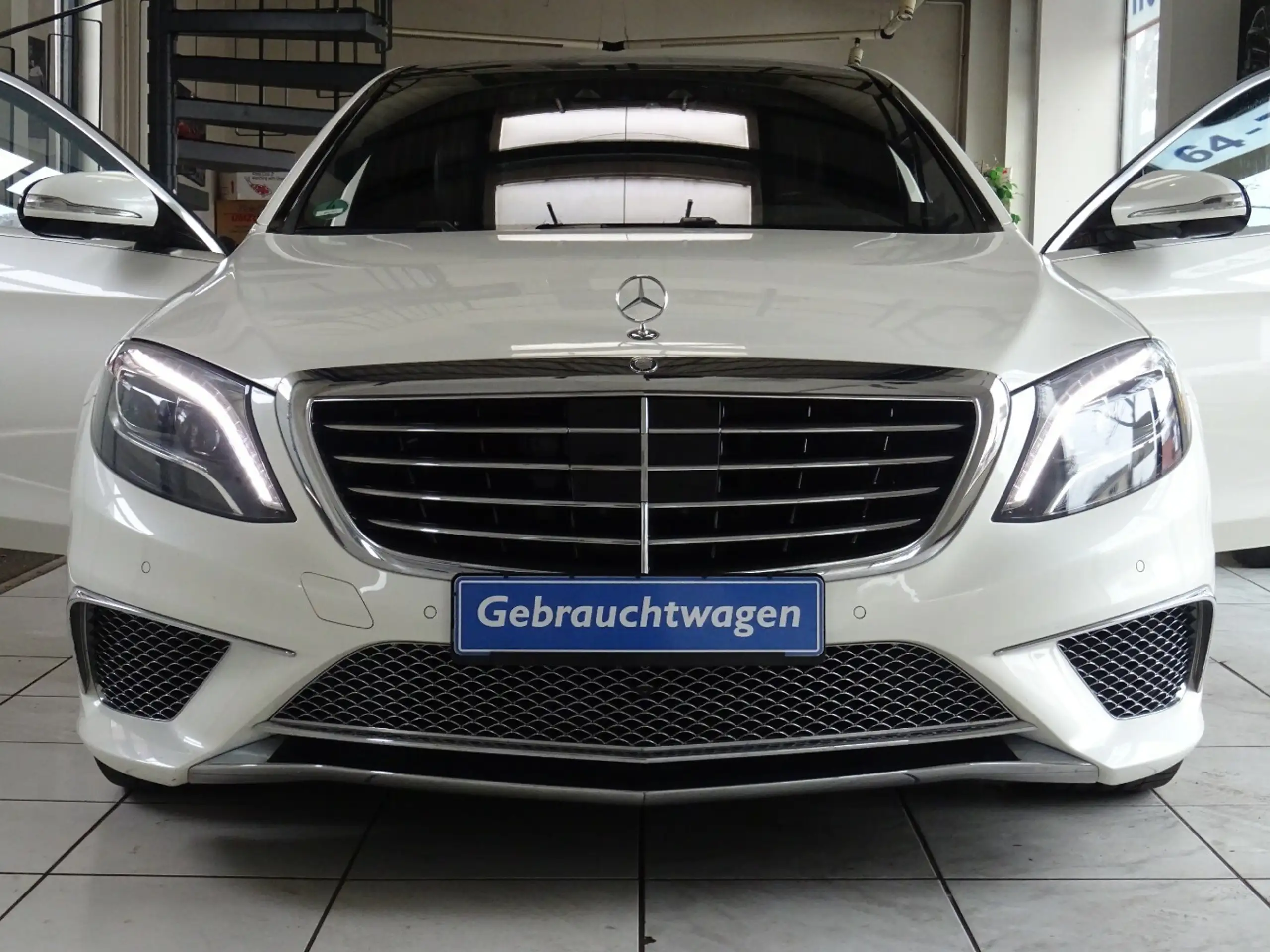 Mercedes-Benz - S 63 AMG