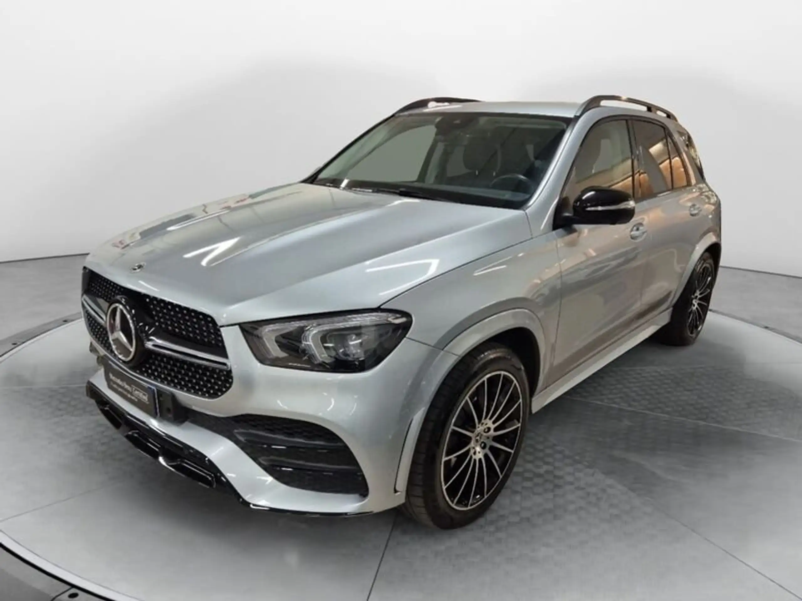 Mercedes-Benz - GLE 300