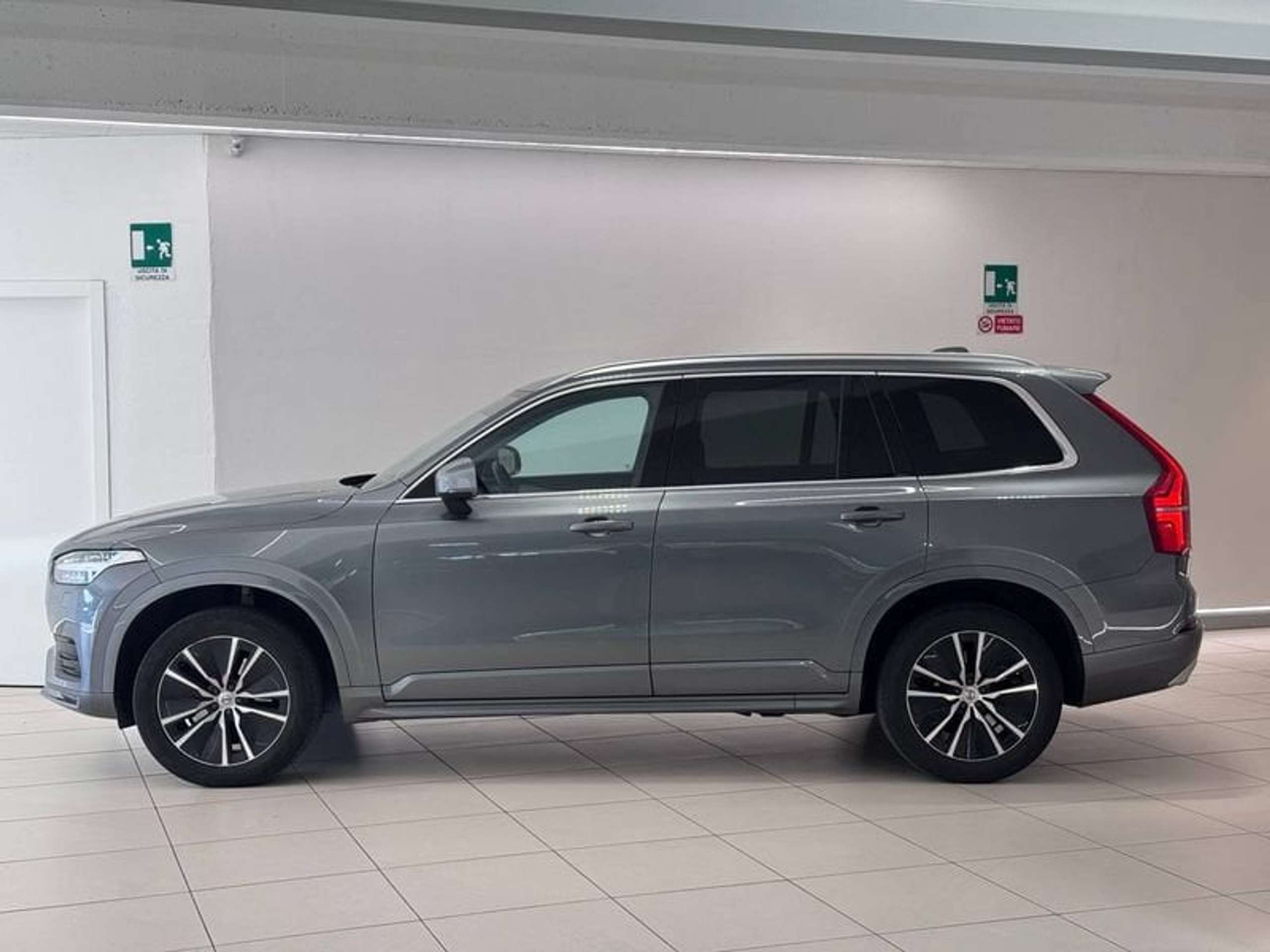 Volvo - XC90