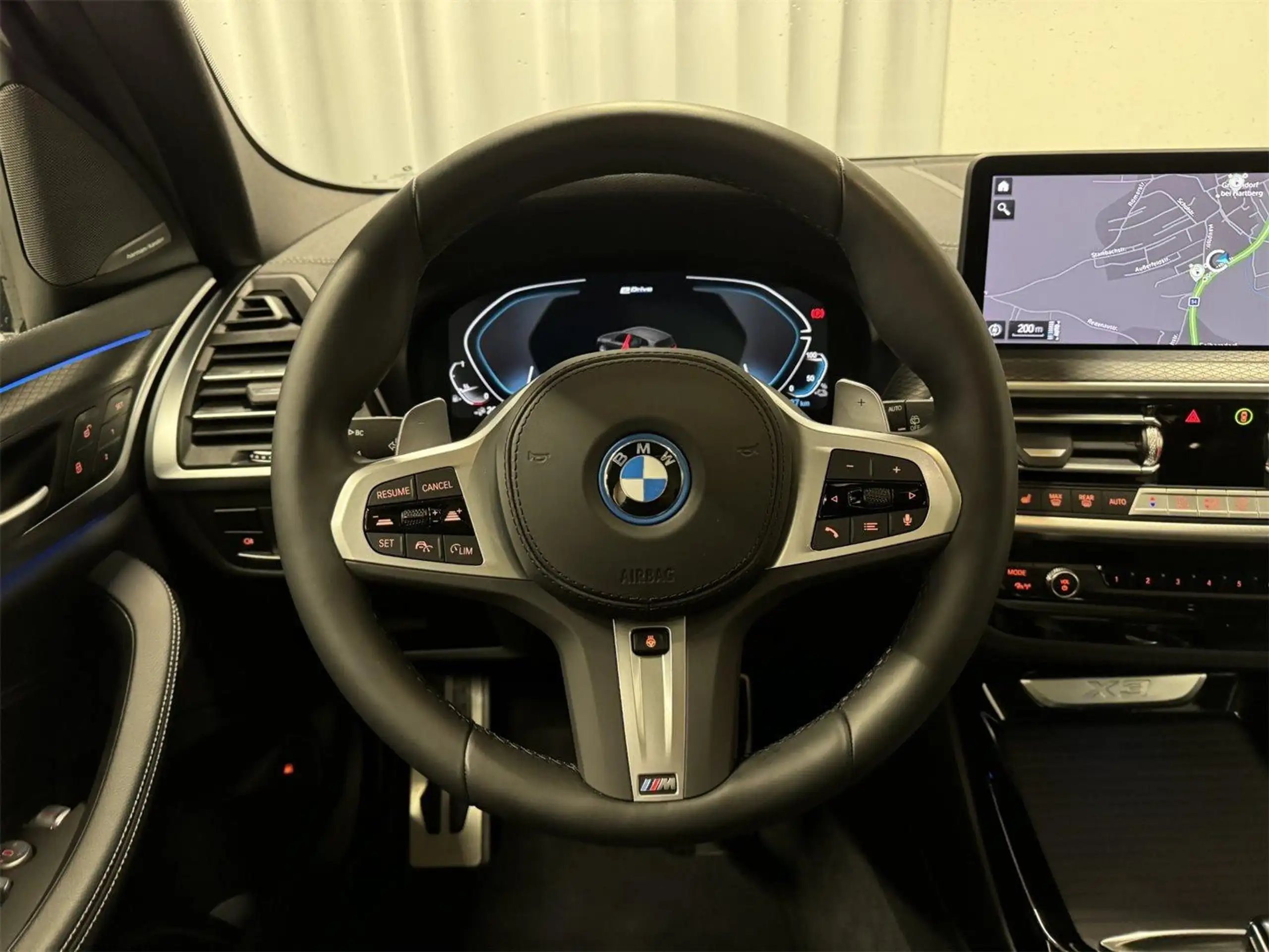 BMW - X3