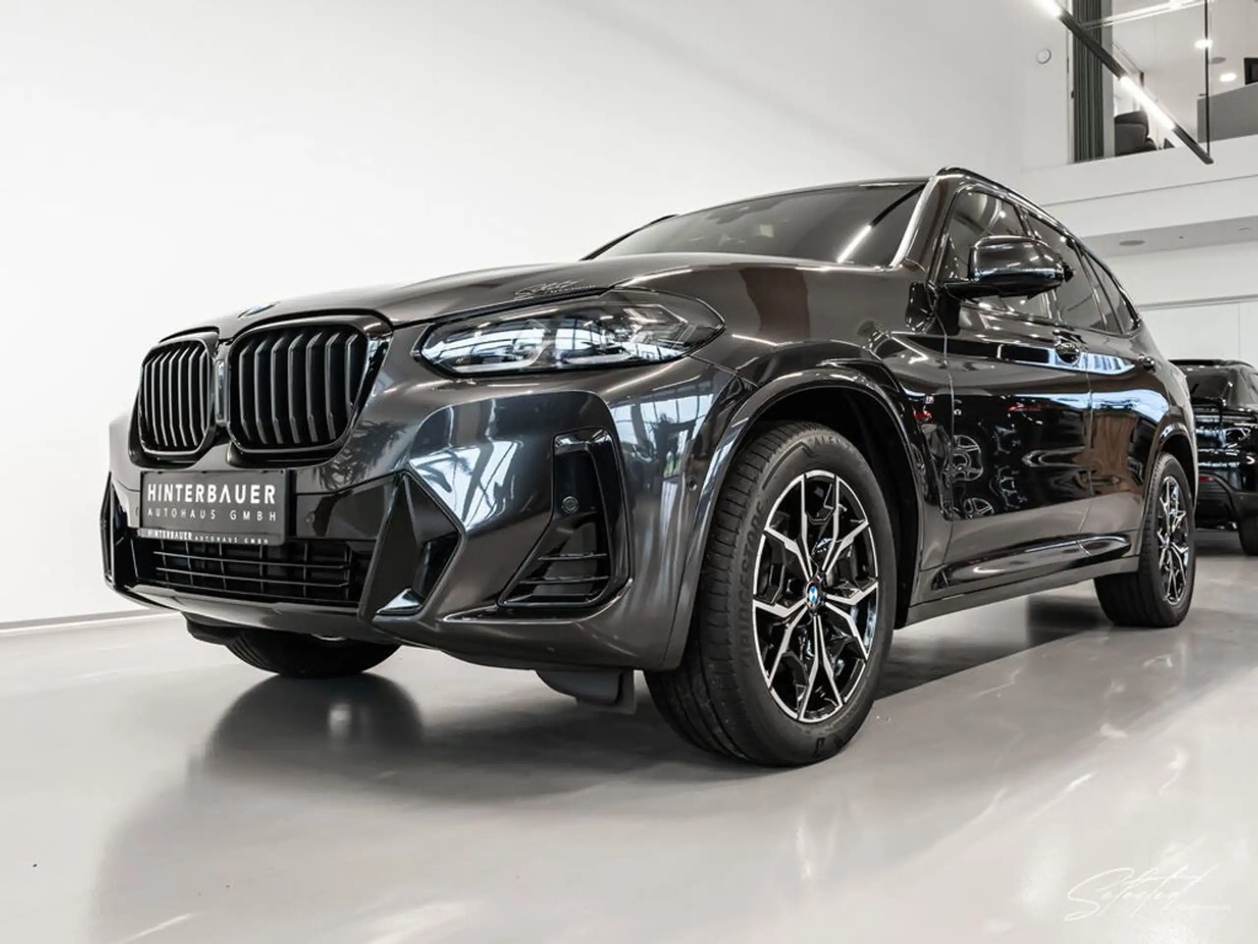 BMW - X3