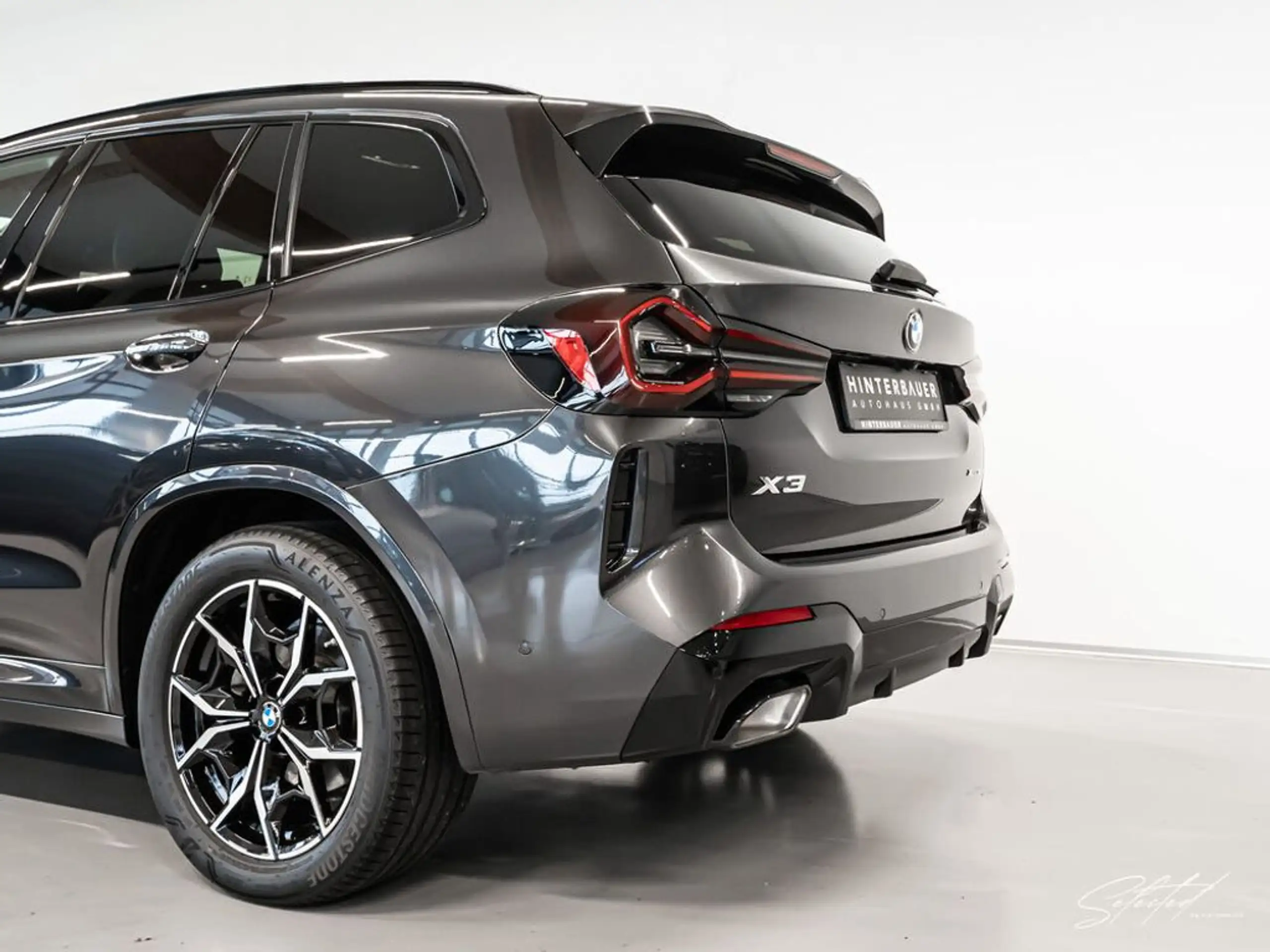 BMW - X3