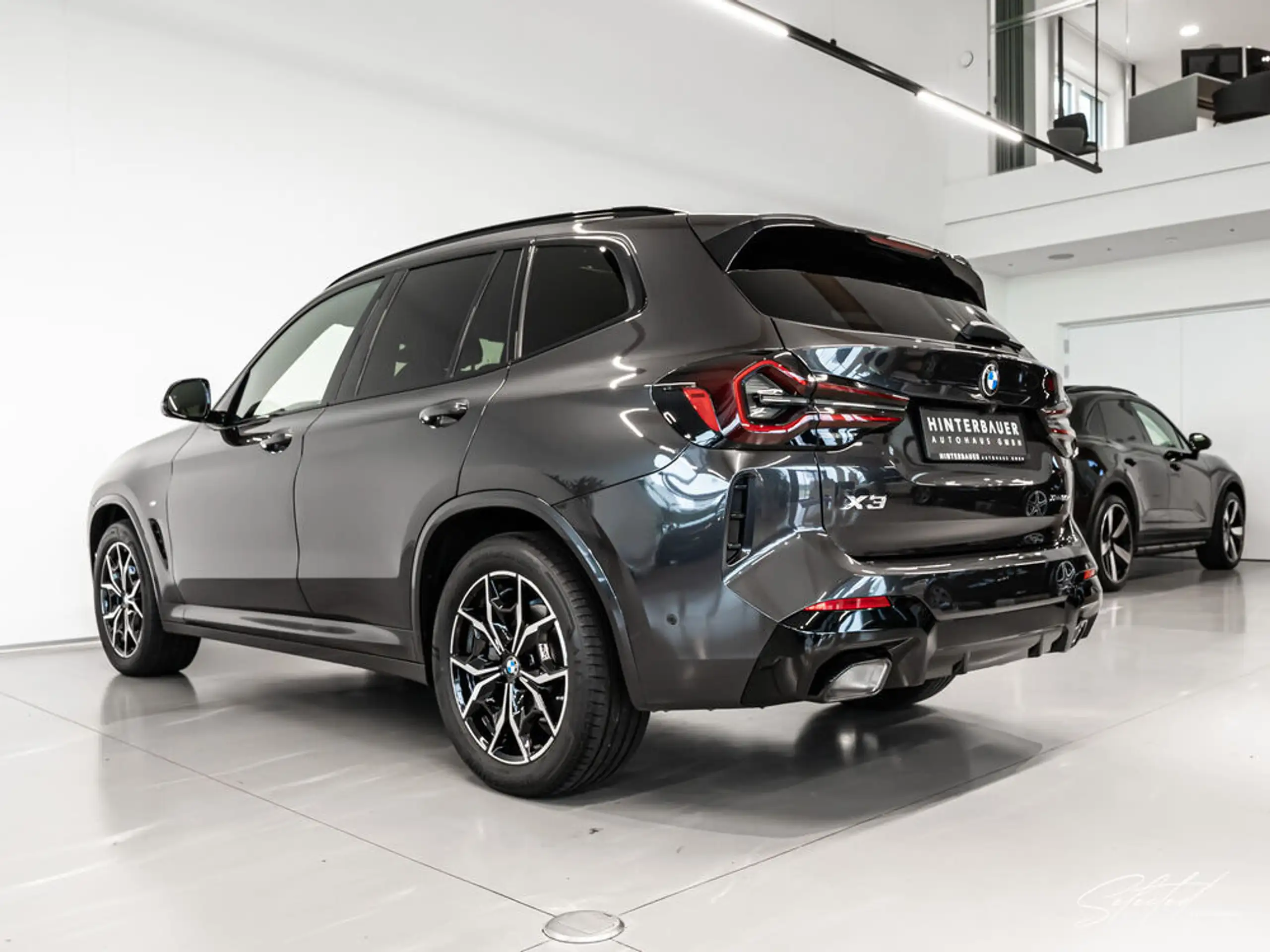 BMW - X3