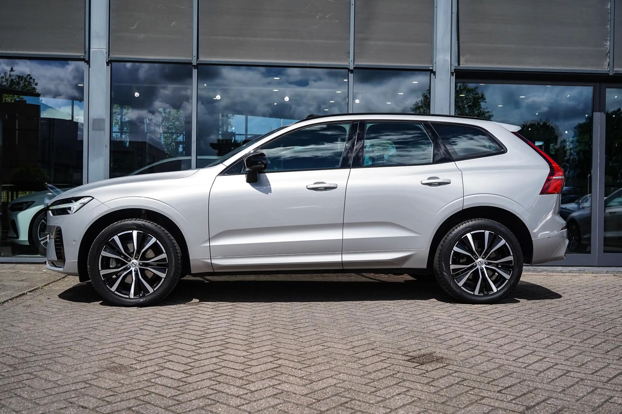 Volvo - XC60