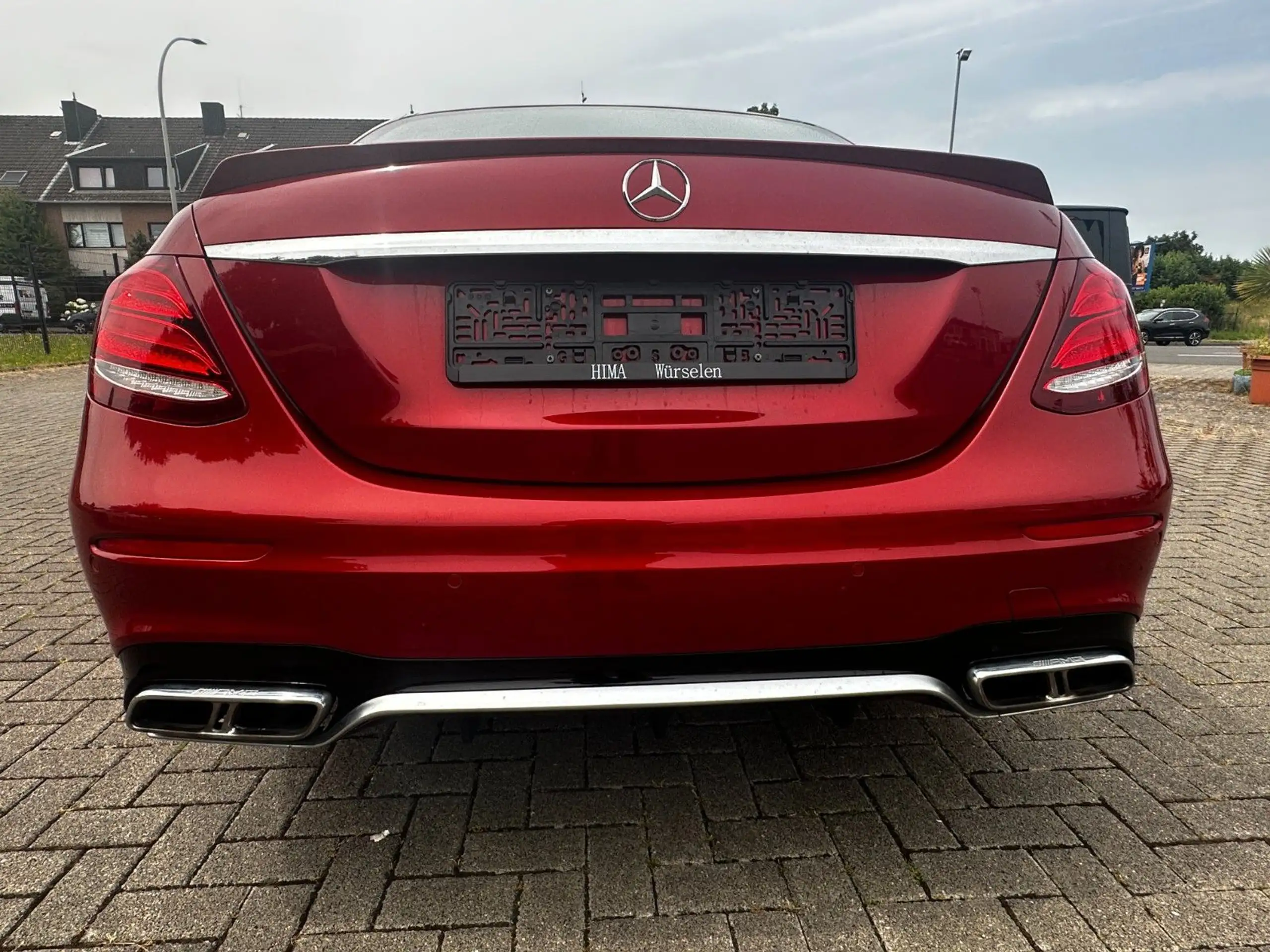 Mercedes-Benz - E 63 AMG