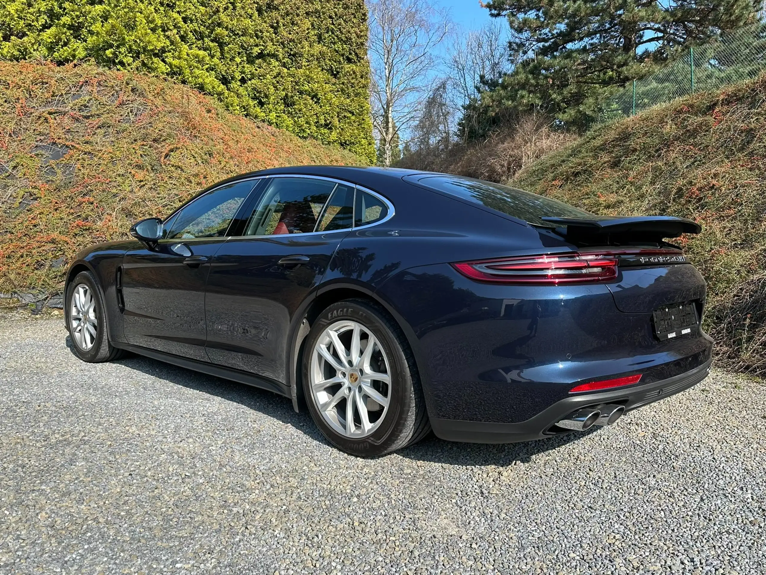 Porsche - Panamera