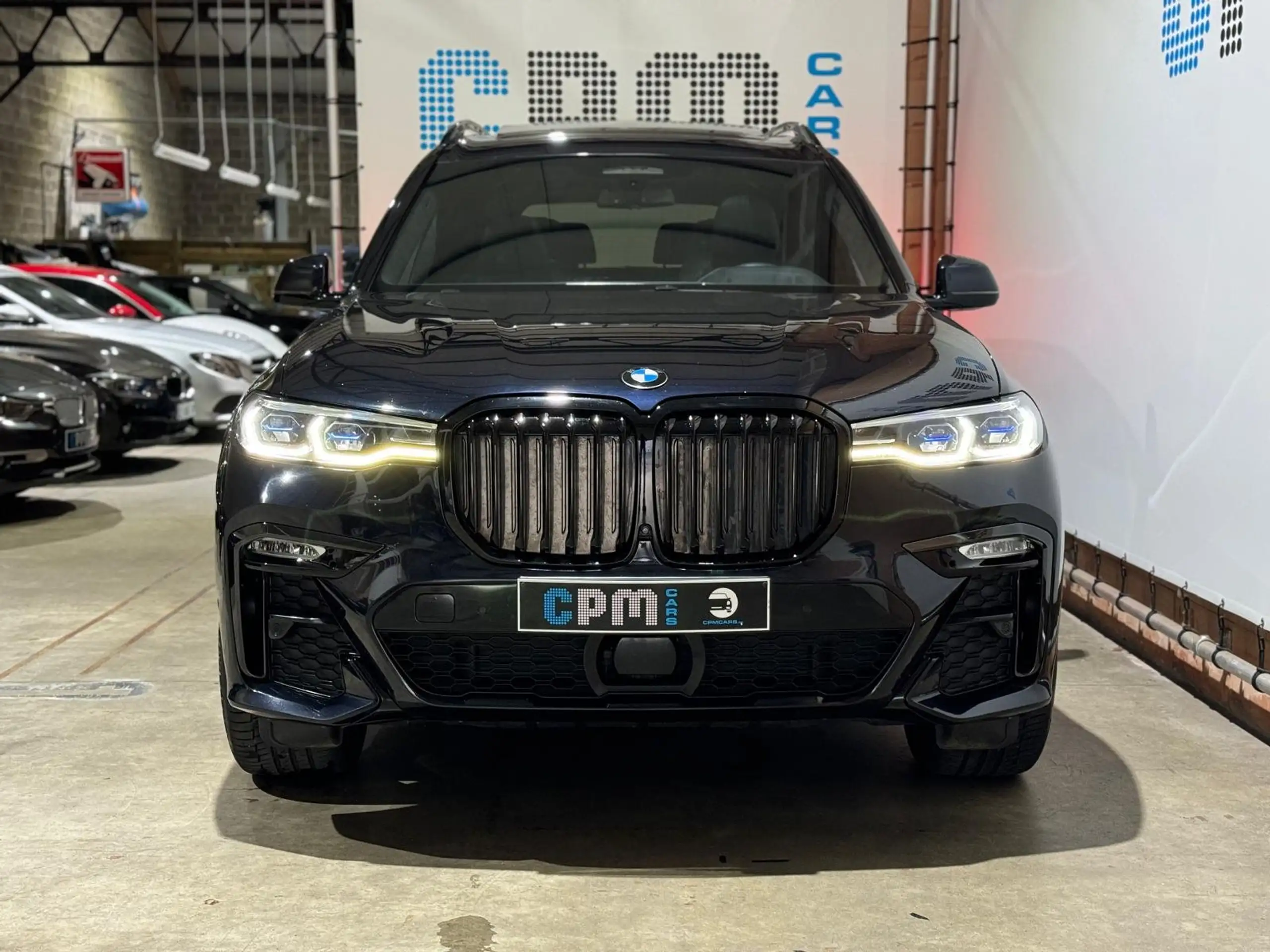 BMW - X7