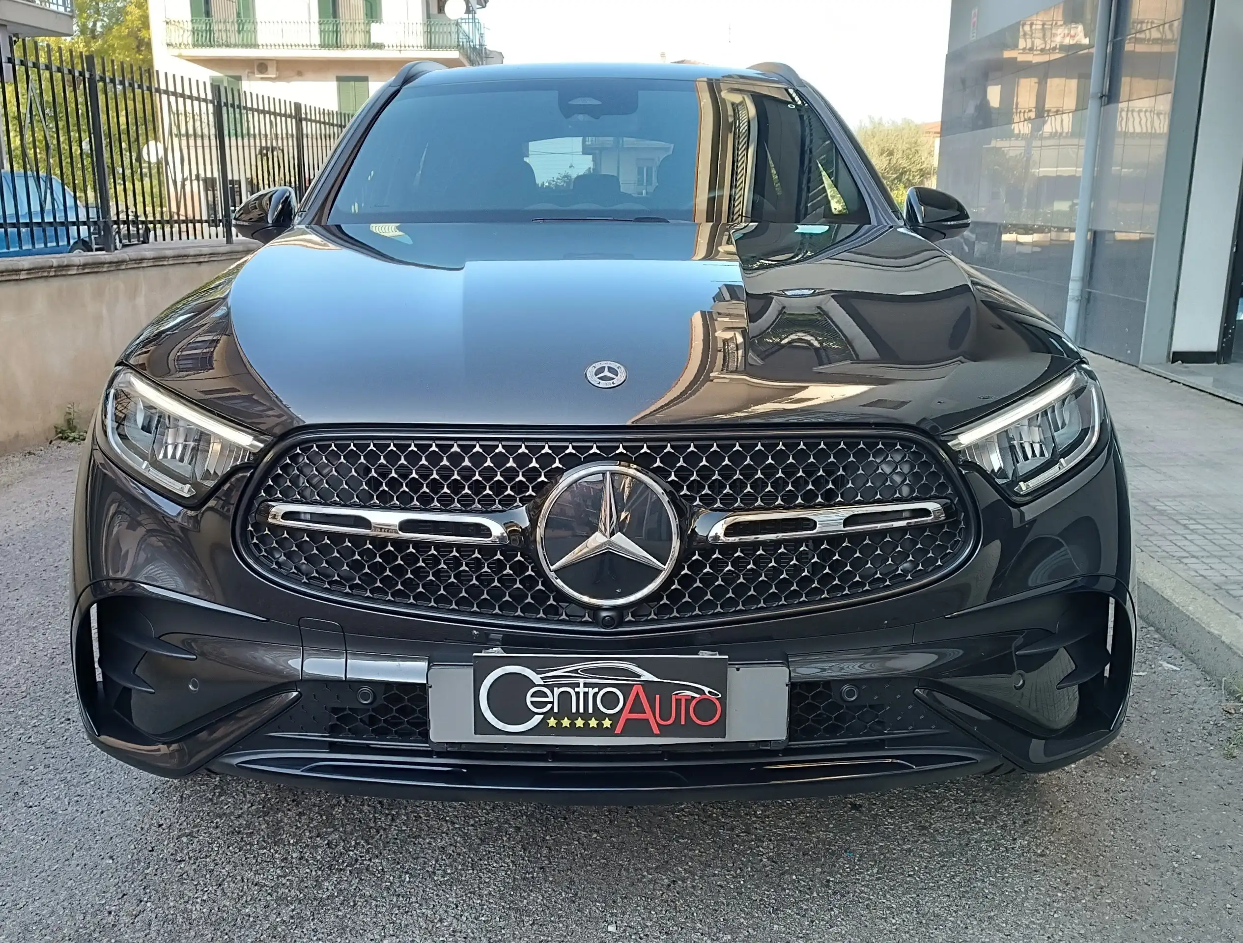 Mercedes-Benz - GLC 220