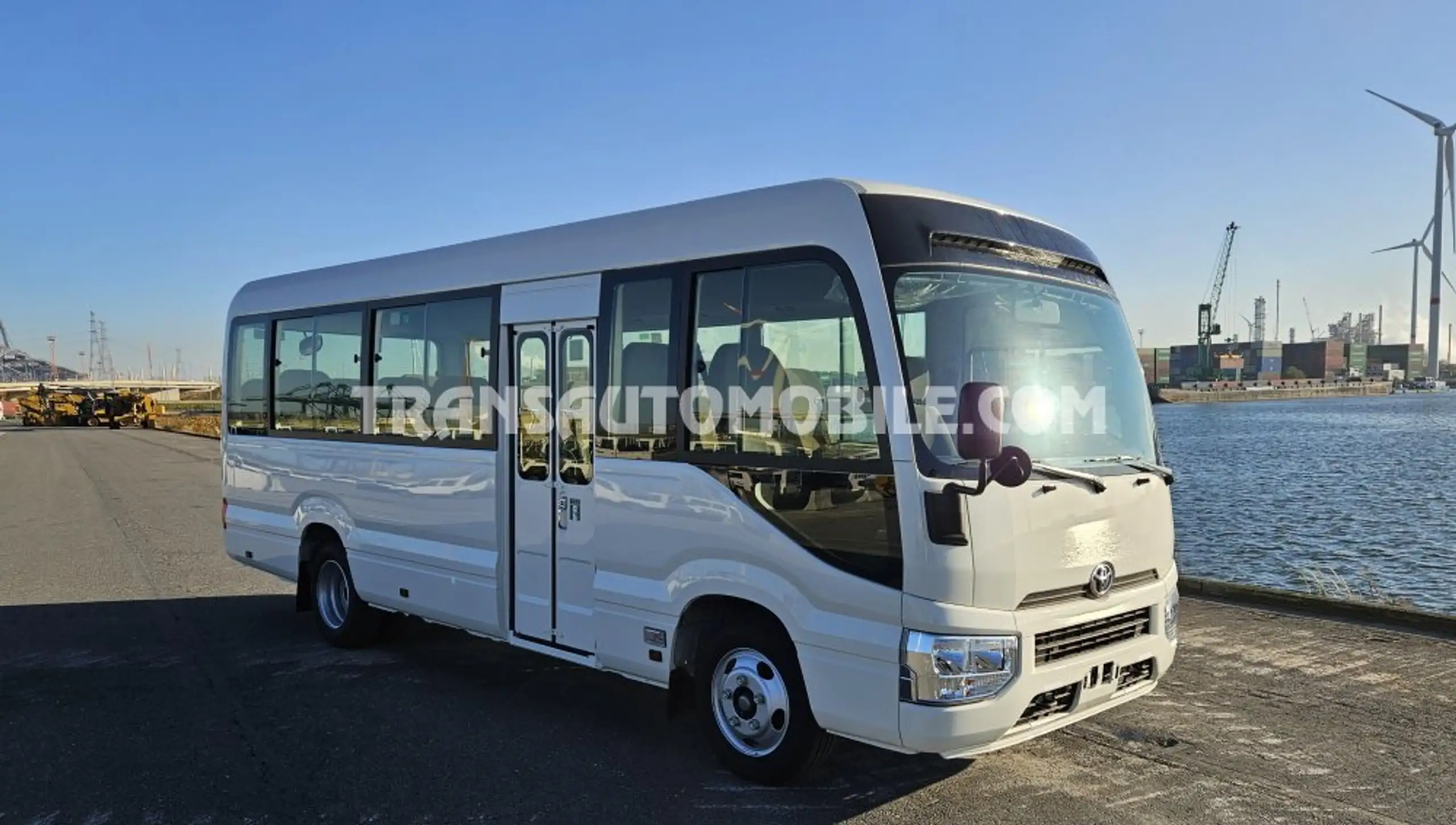 Toyota Coaster 2022