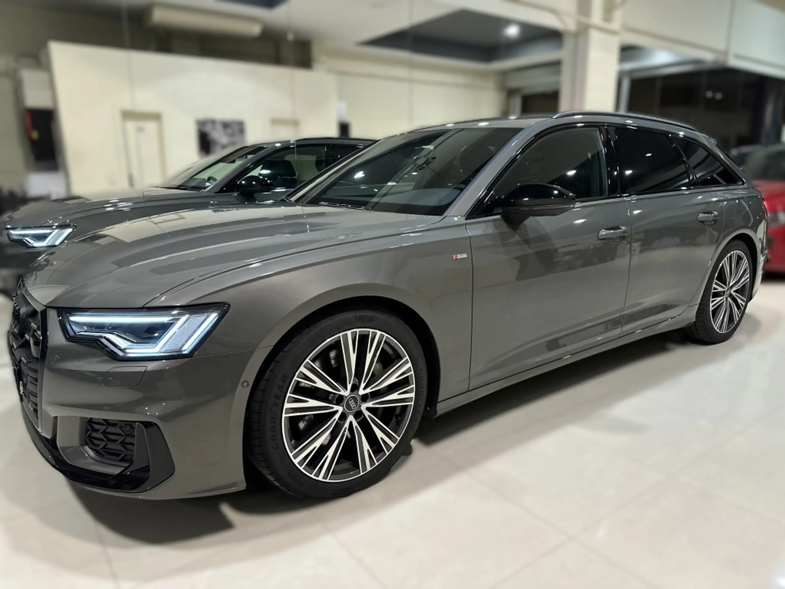 Audi - A6