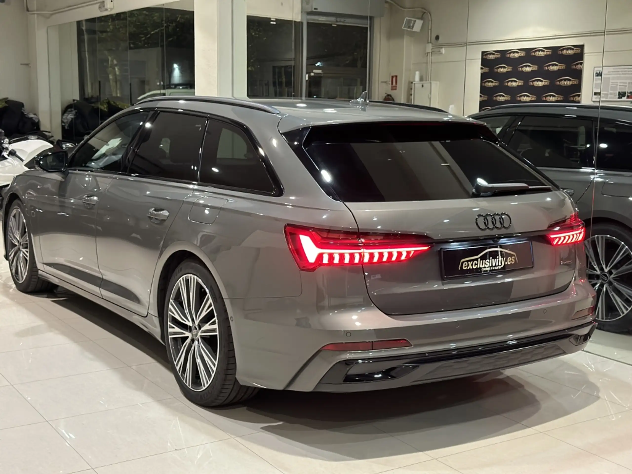 Audi - A6