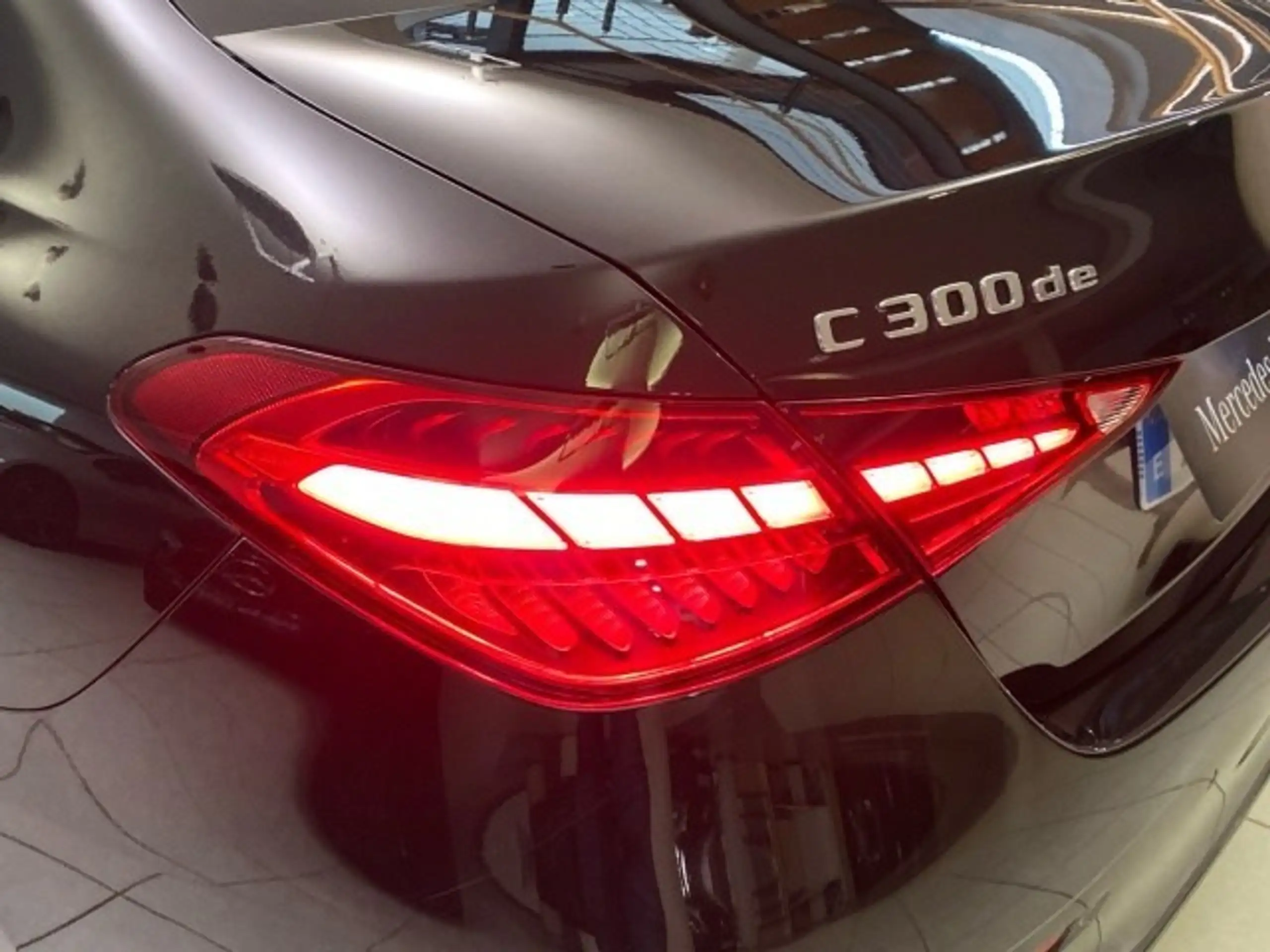 Mercedes-Benz - C 300