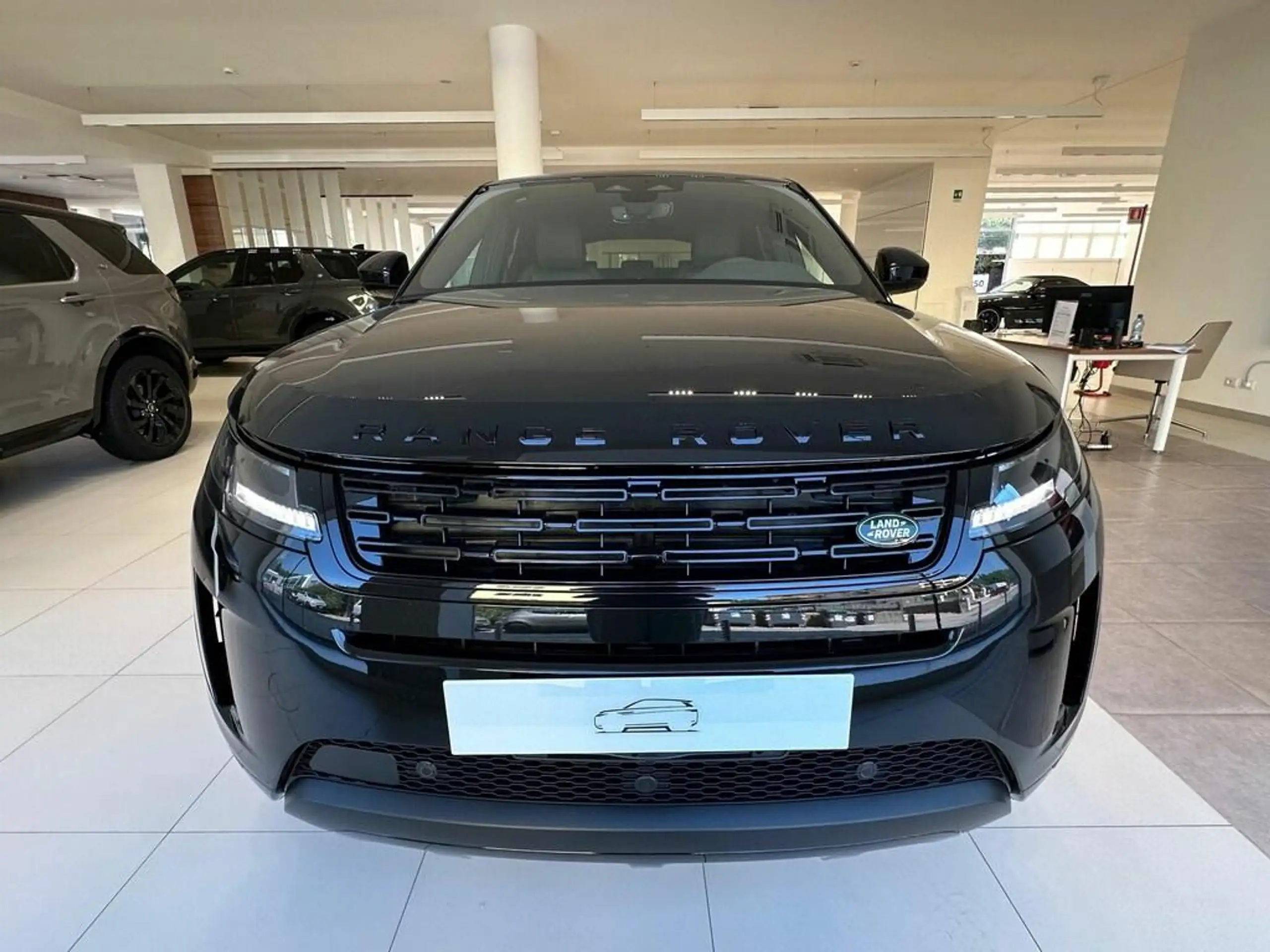 Land Rover - Range Rover Evoque