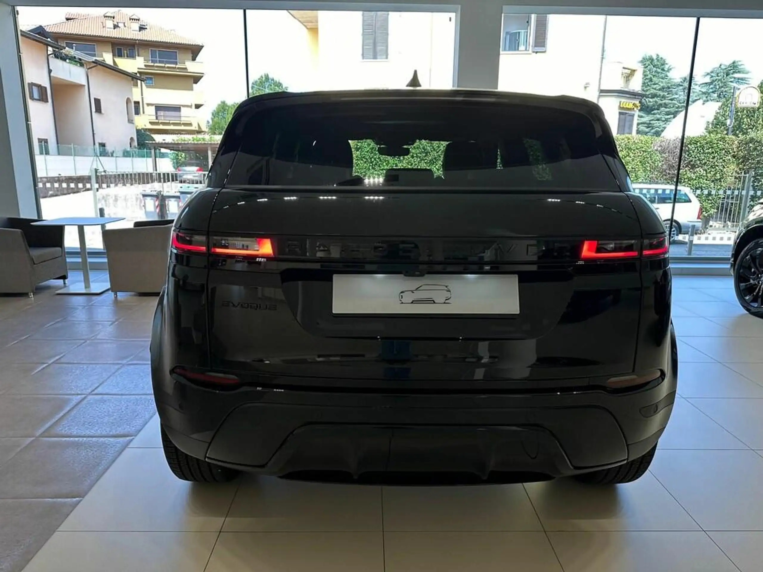 Land Rover - Range Rover Evoque