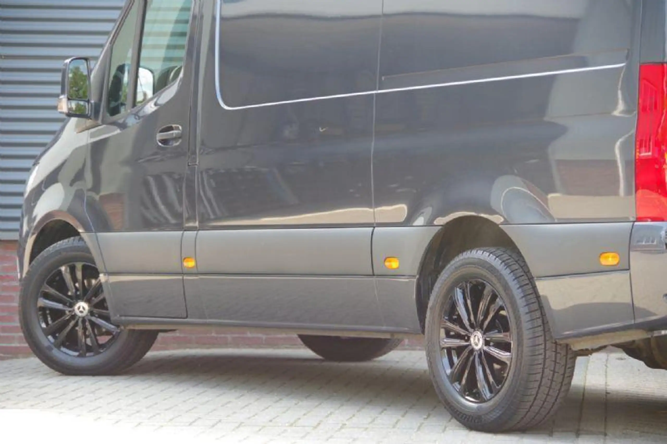 Mercedes-Benz - Sprinter