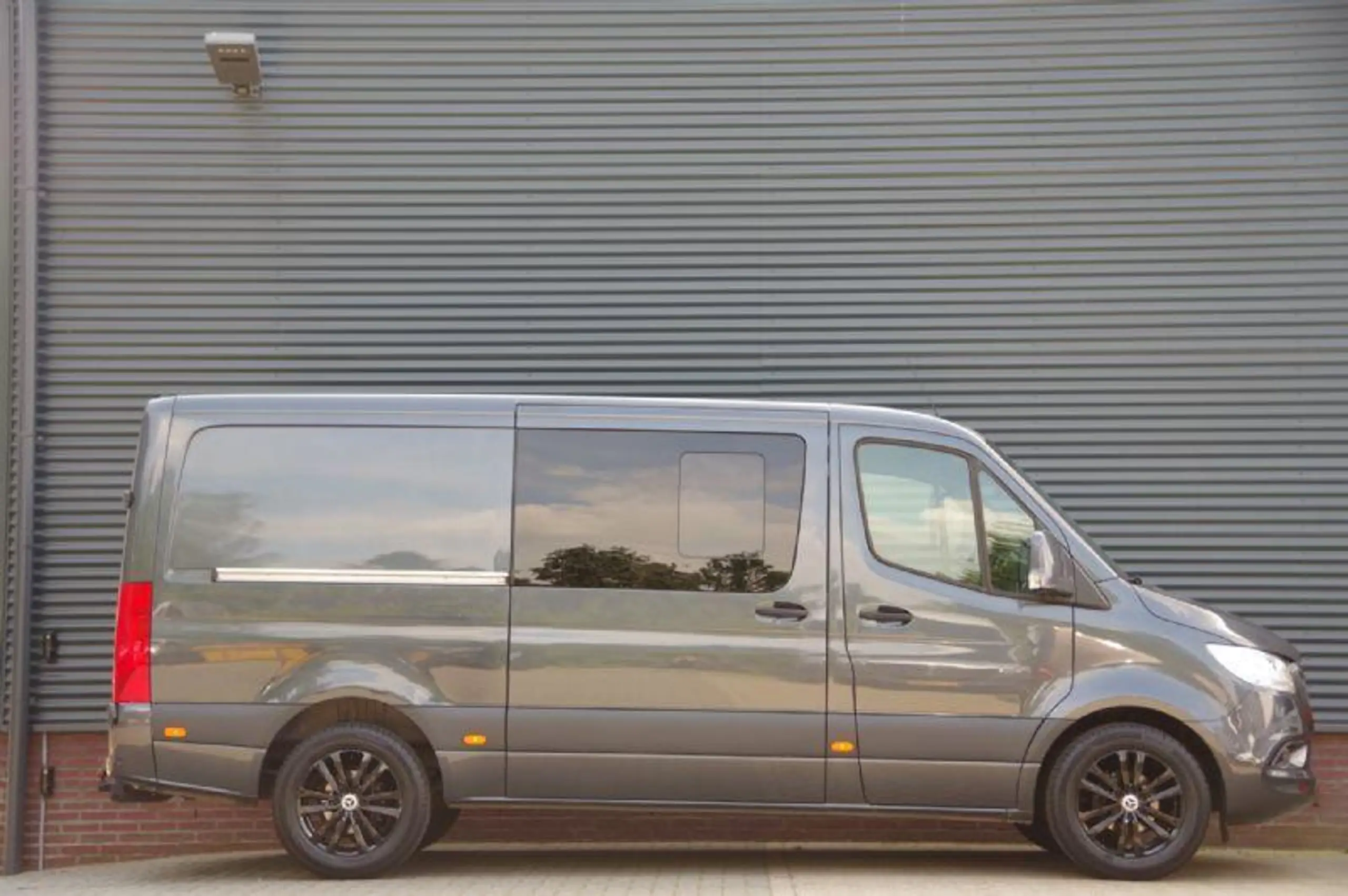 Mercedes-Benz - Sprinter