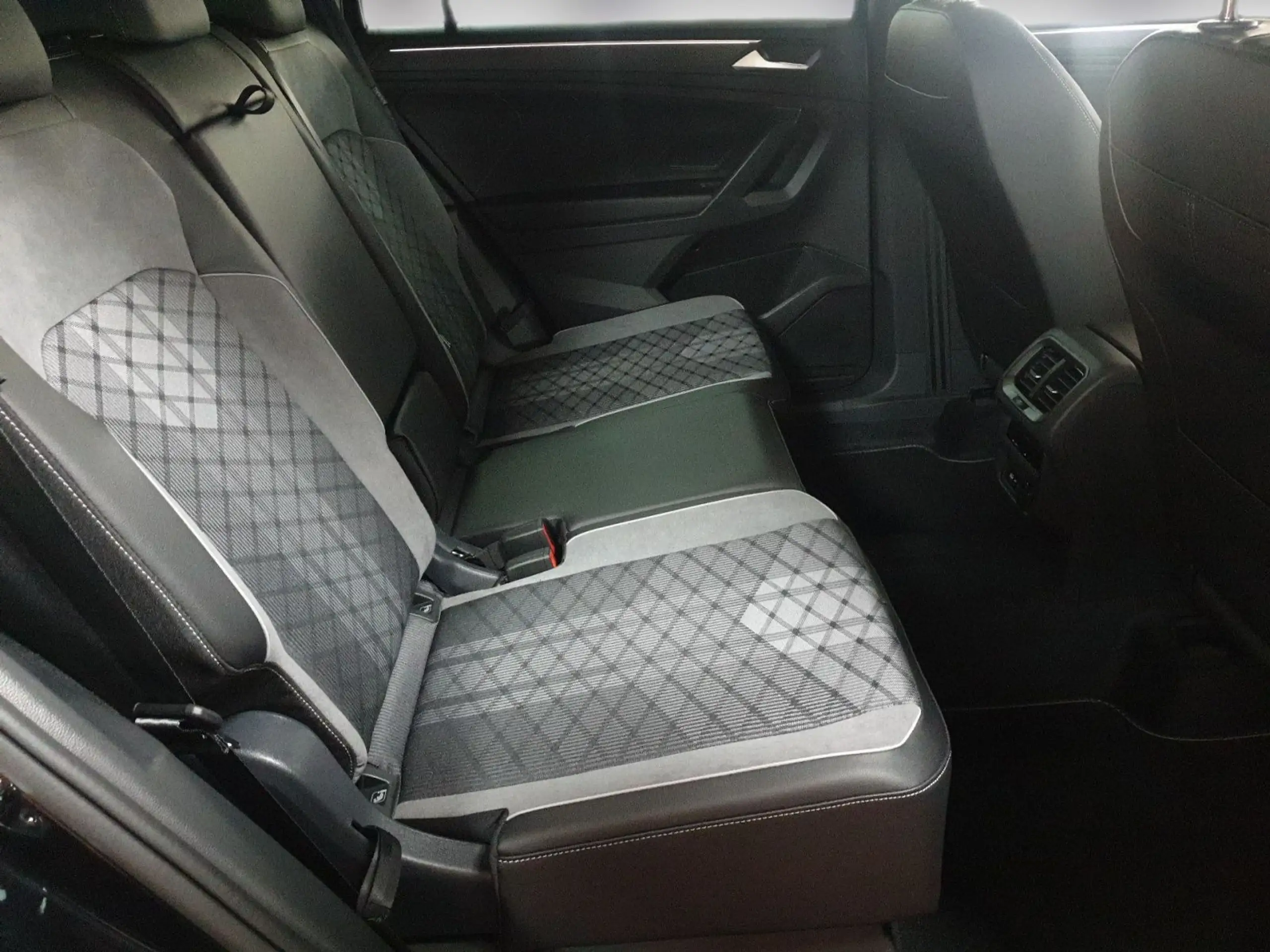 Volkswagen - Tiguan Allspace