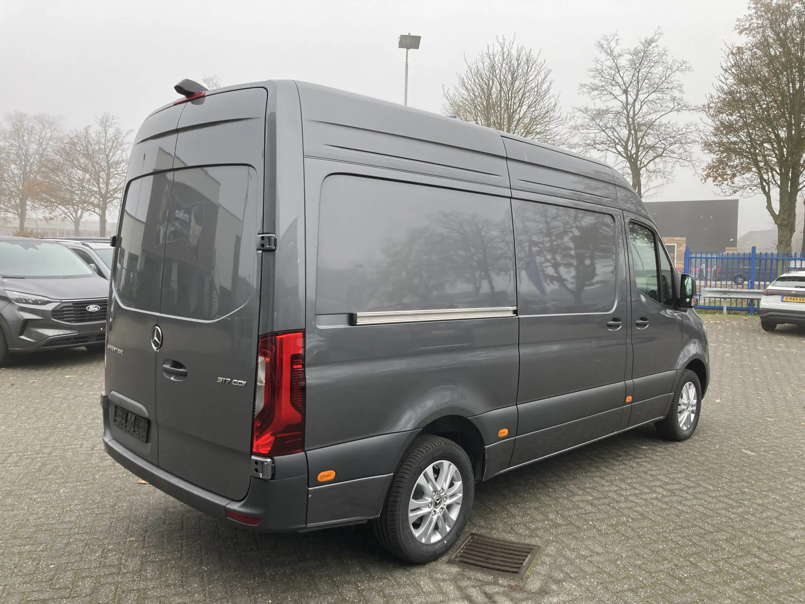 Mercedes-Benz - Sprinter