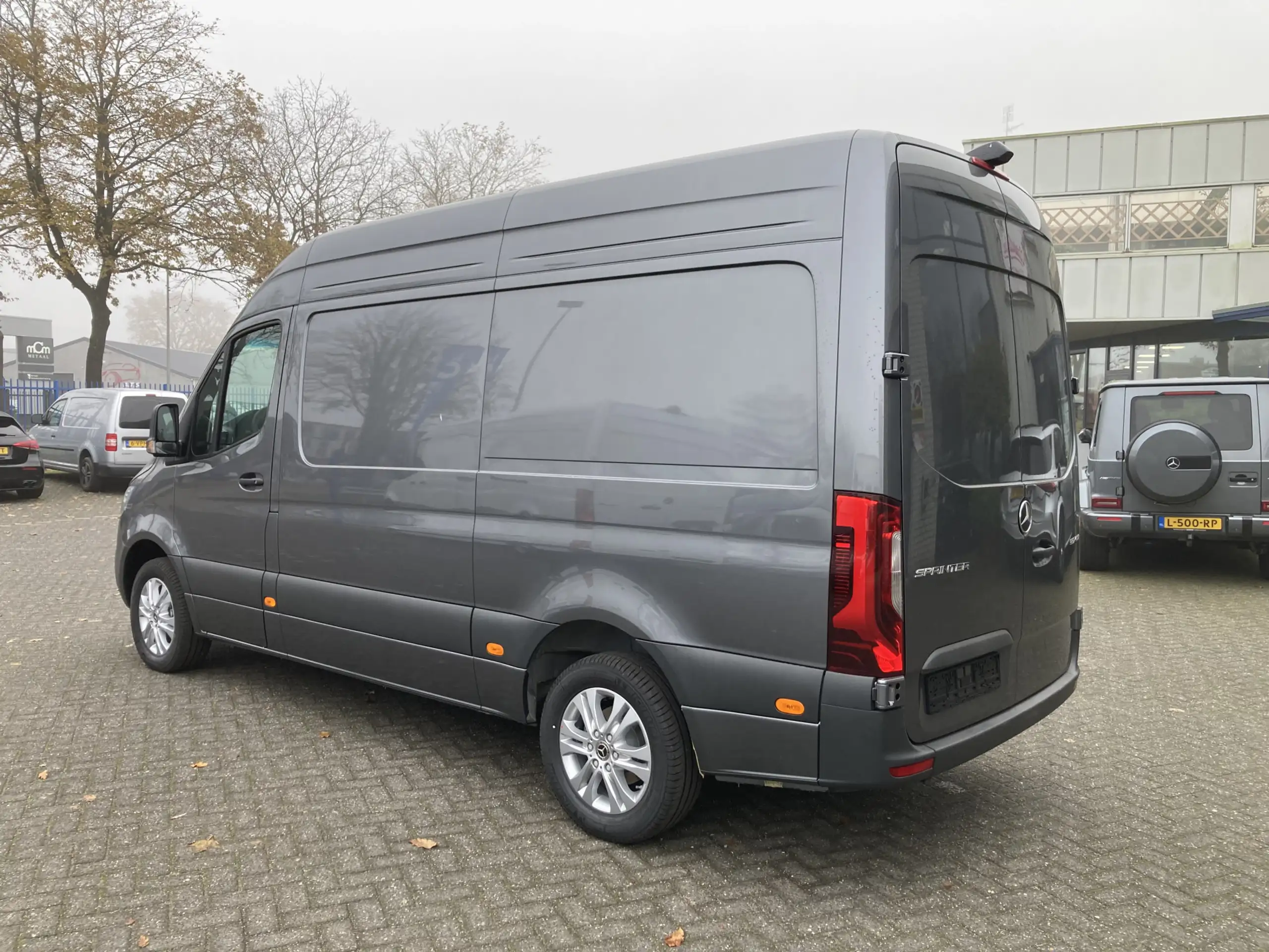 Mercedes-Benz - Sprinter