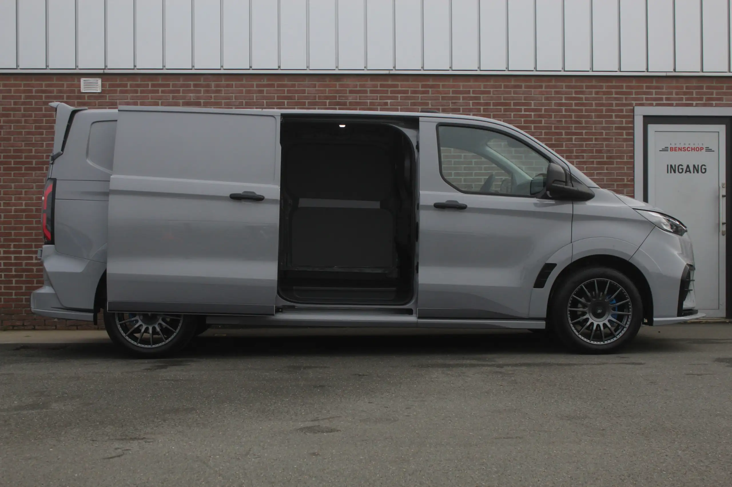 Ford - Transit Custom