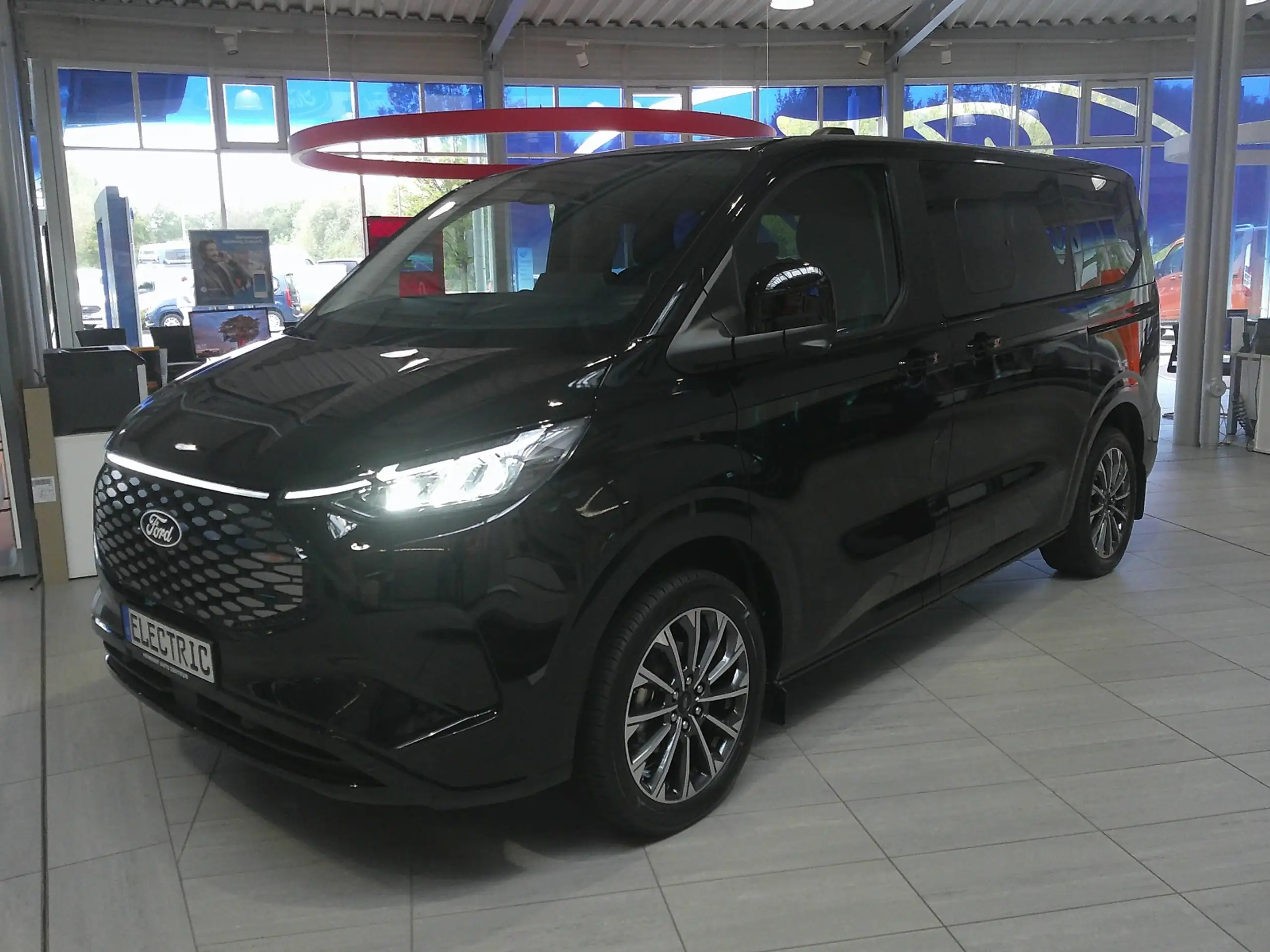 Ford - Tourneo Custom