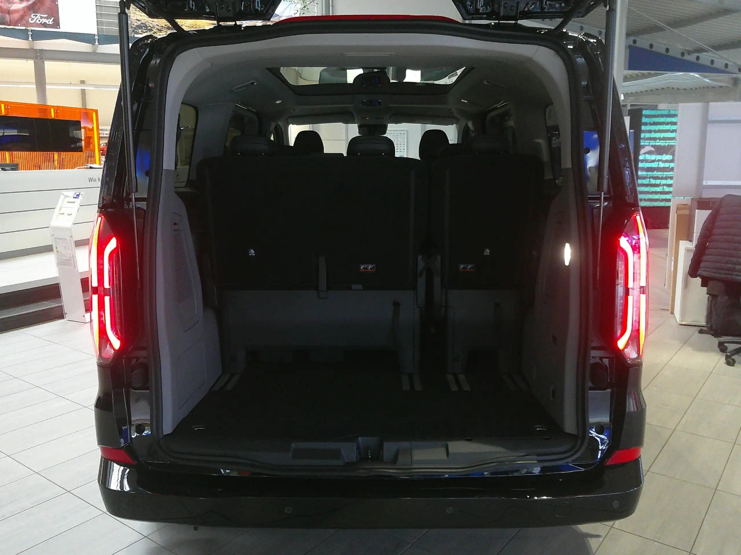 Ford - Tourneo Custom