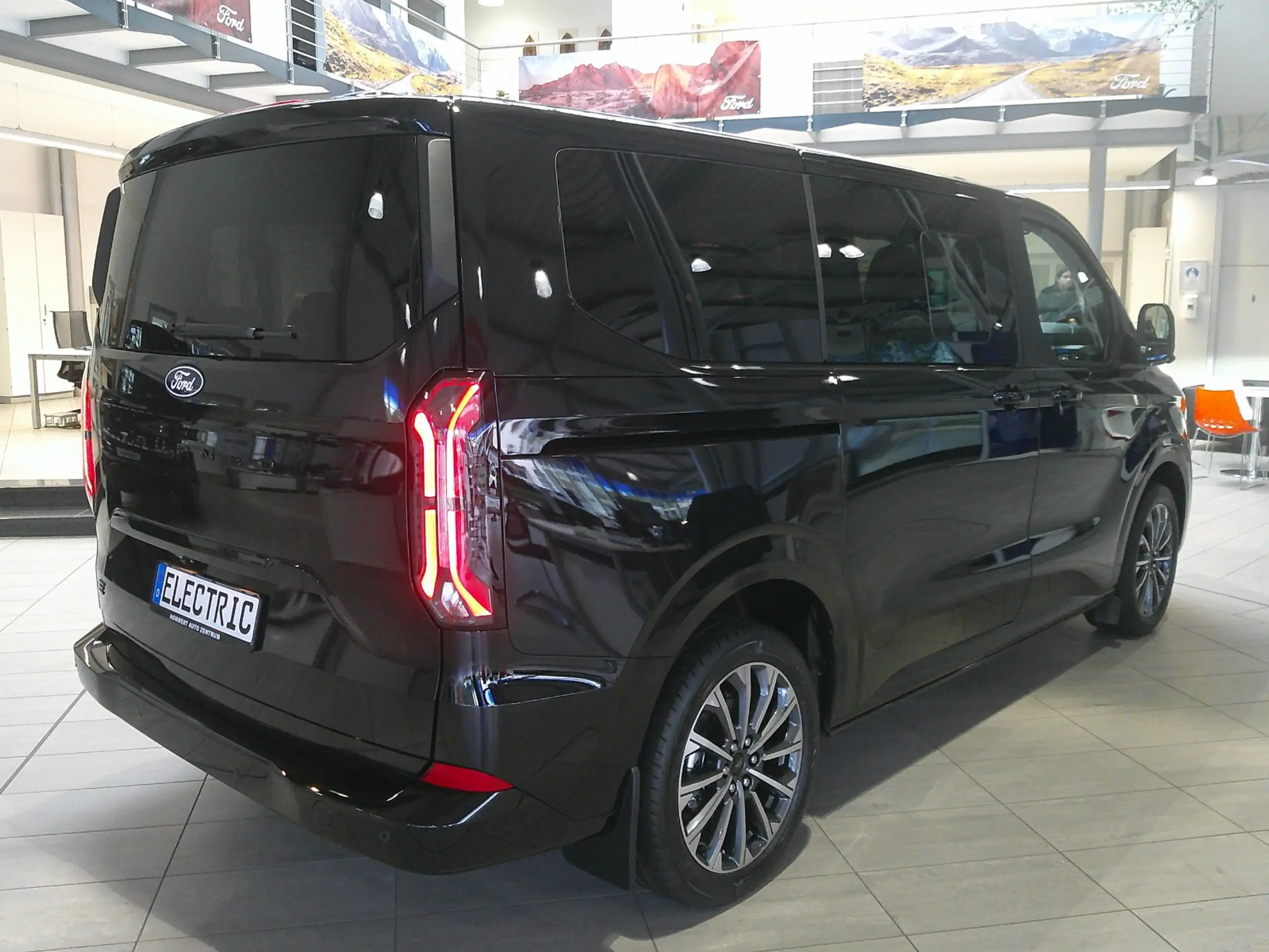 Ford - Tourneo Custom