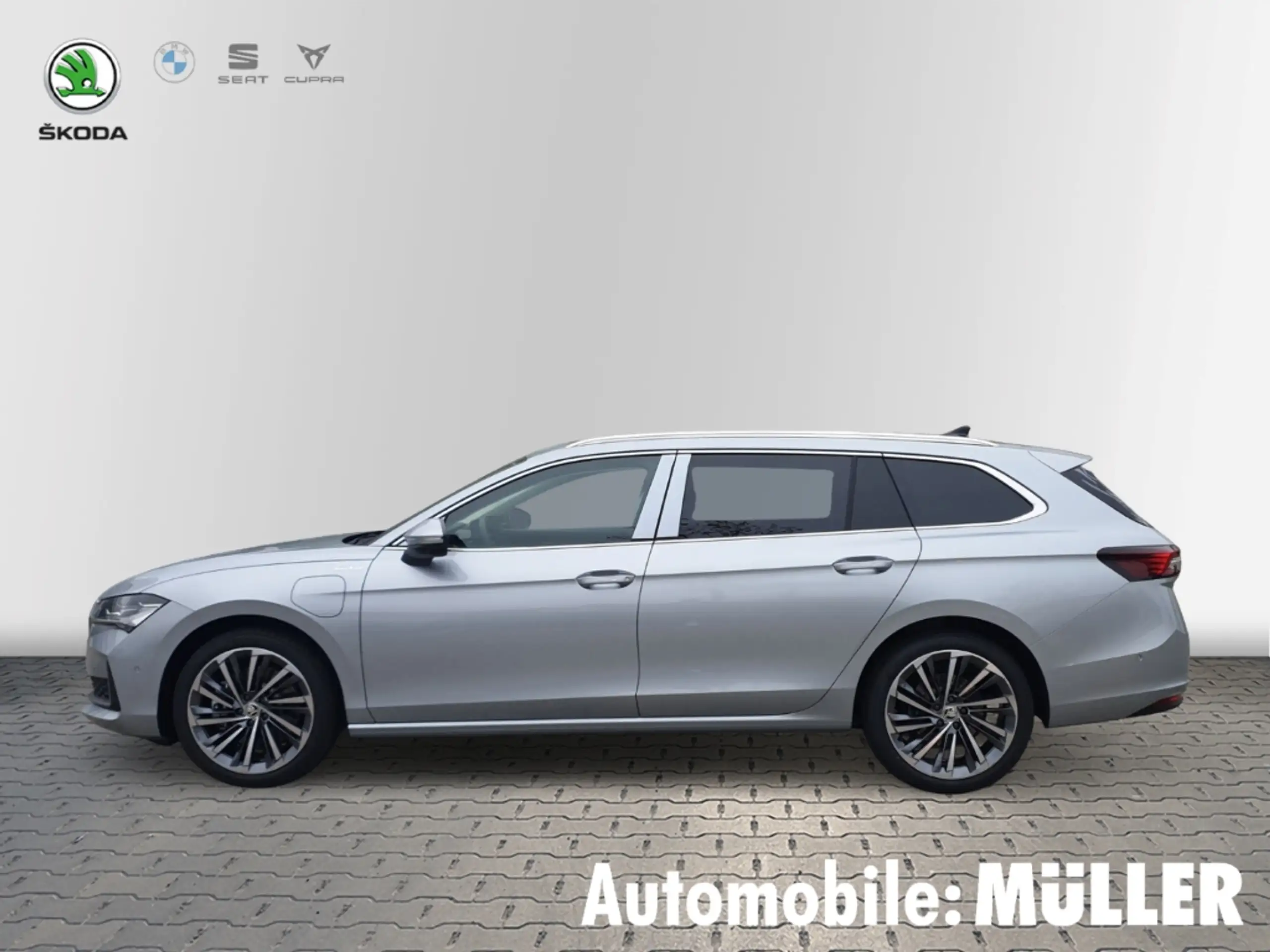 Skoda - Superb