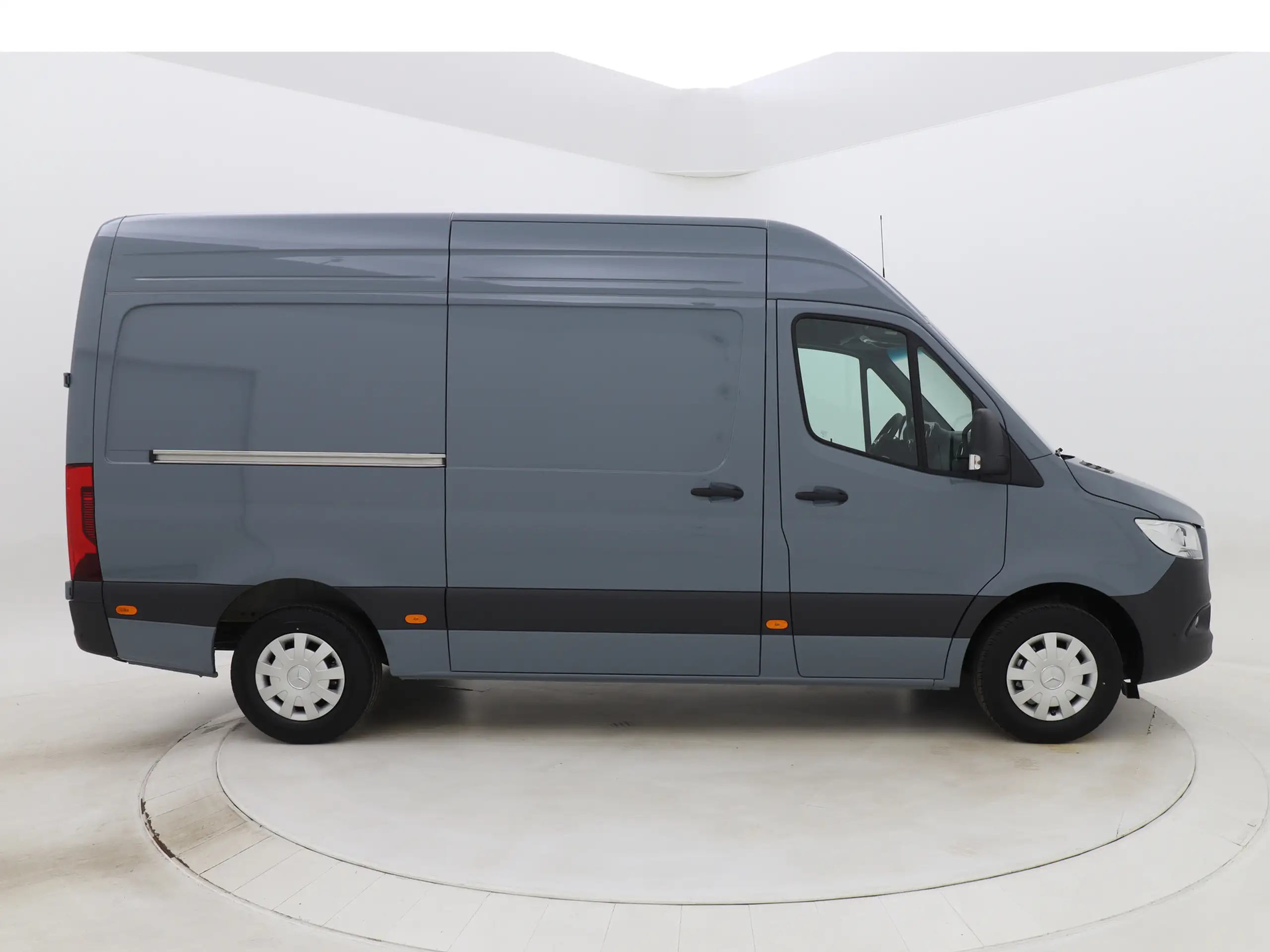 Mercedes-Benz - Sprinter