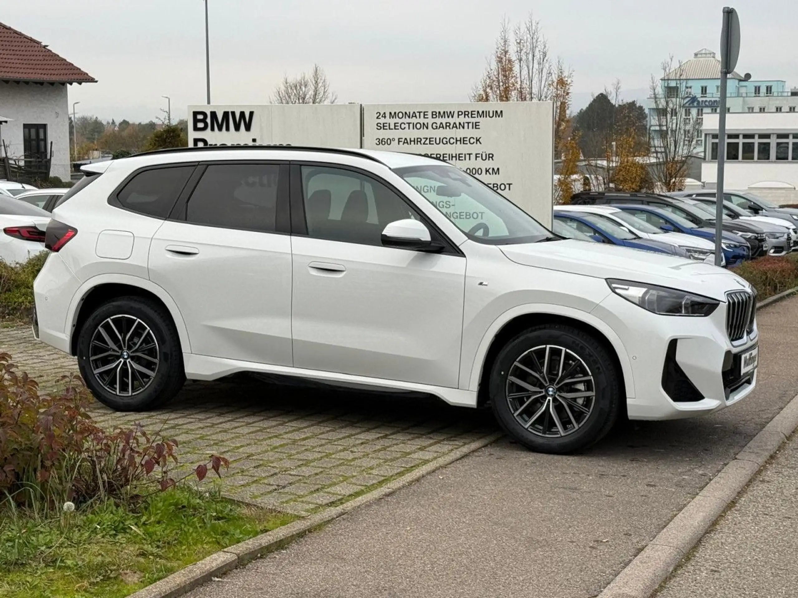 BMW - X1