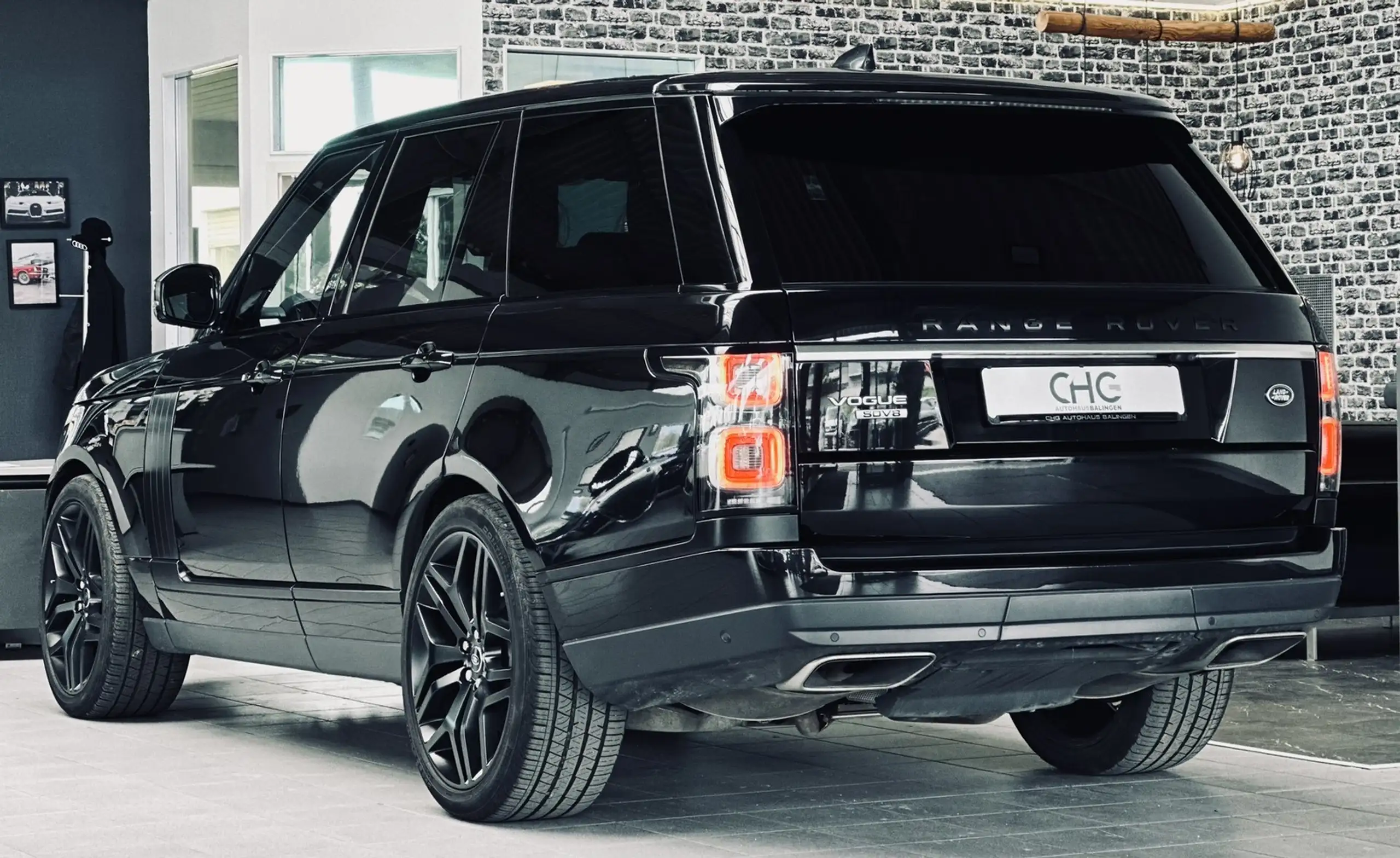 Land Rover - Range Rover