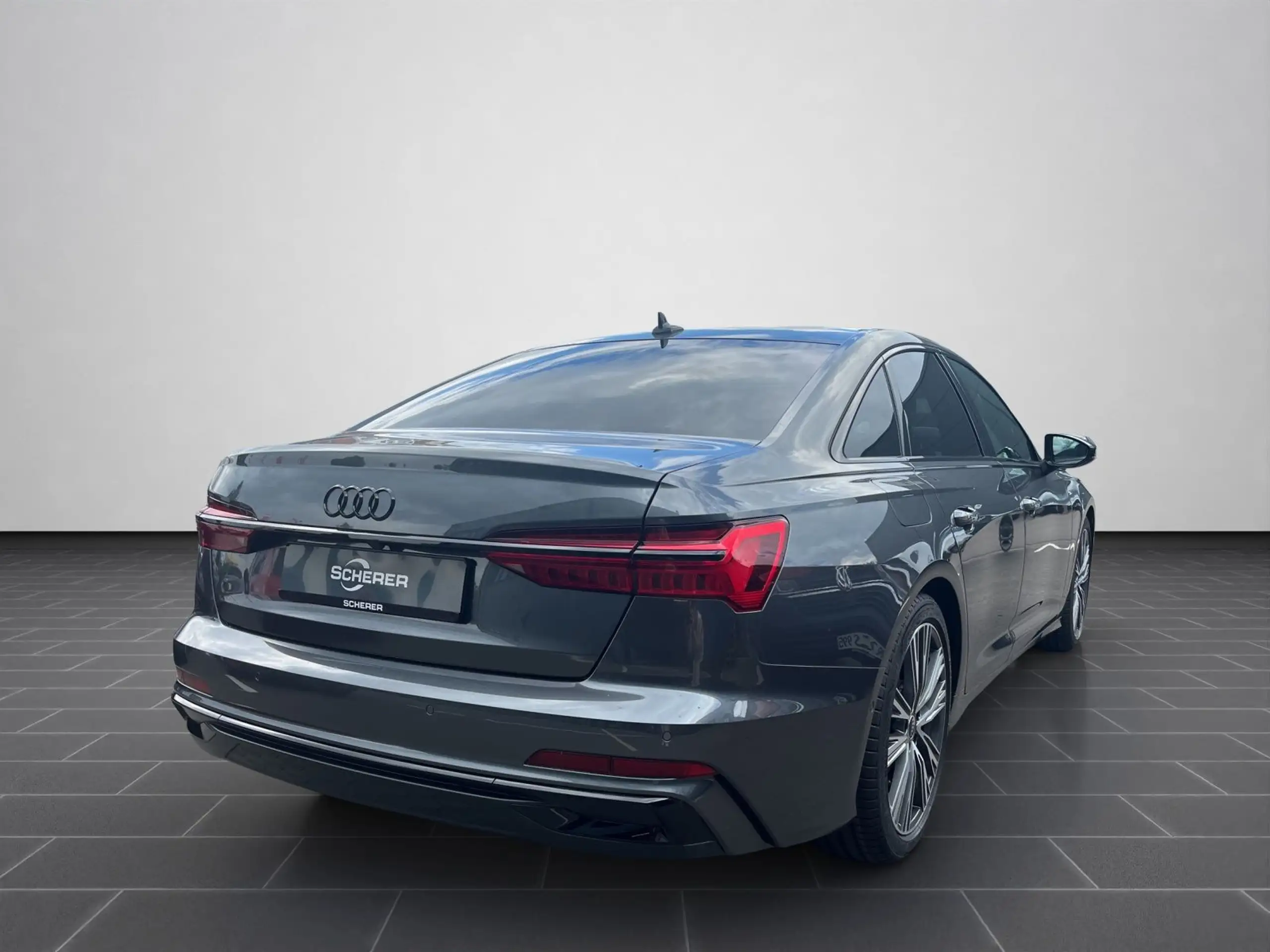 Audi - A6