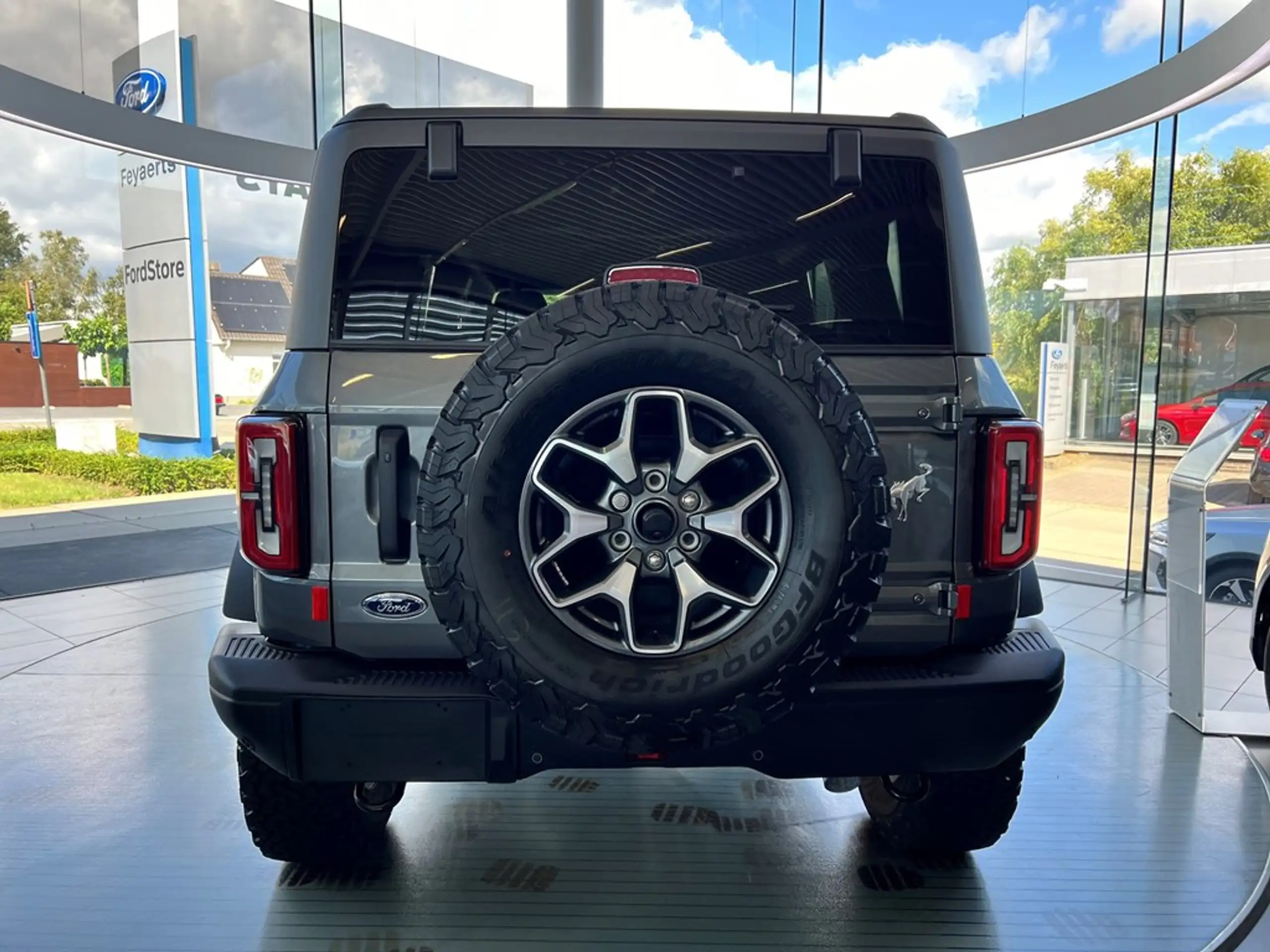 Ford - Bronco