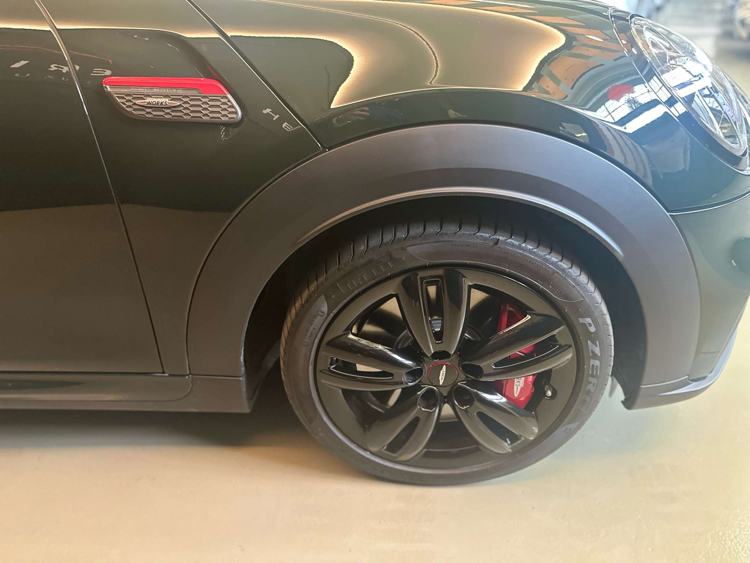 MINI - John Cooper Works Cabrio