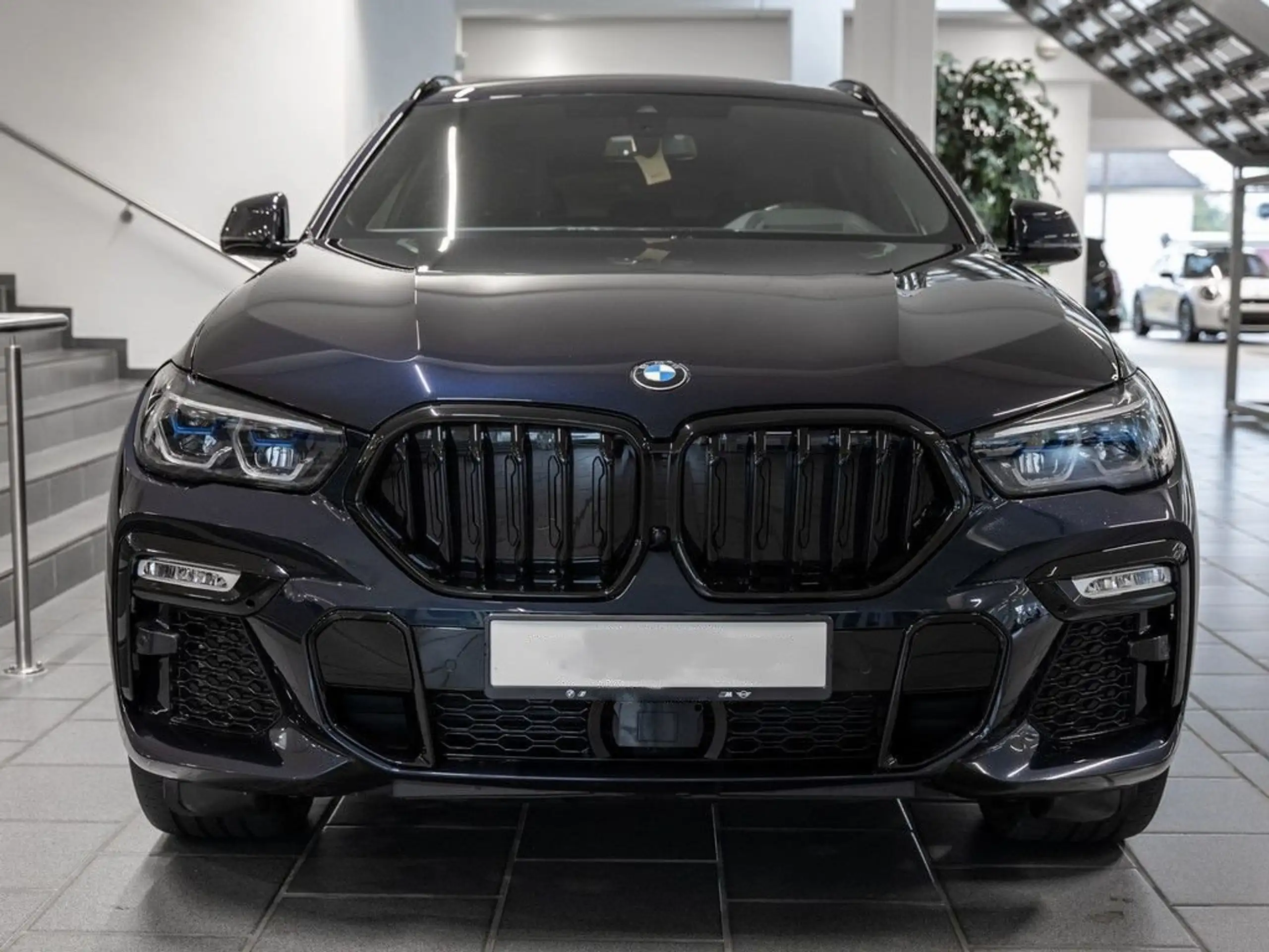 BMW - X6