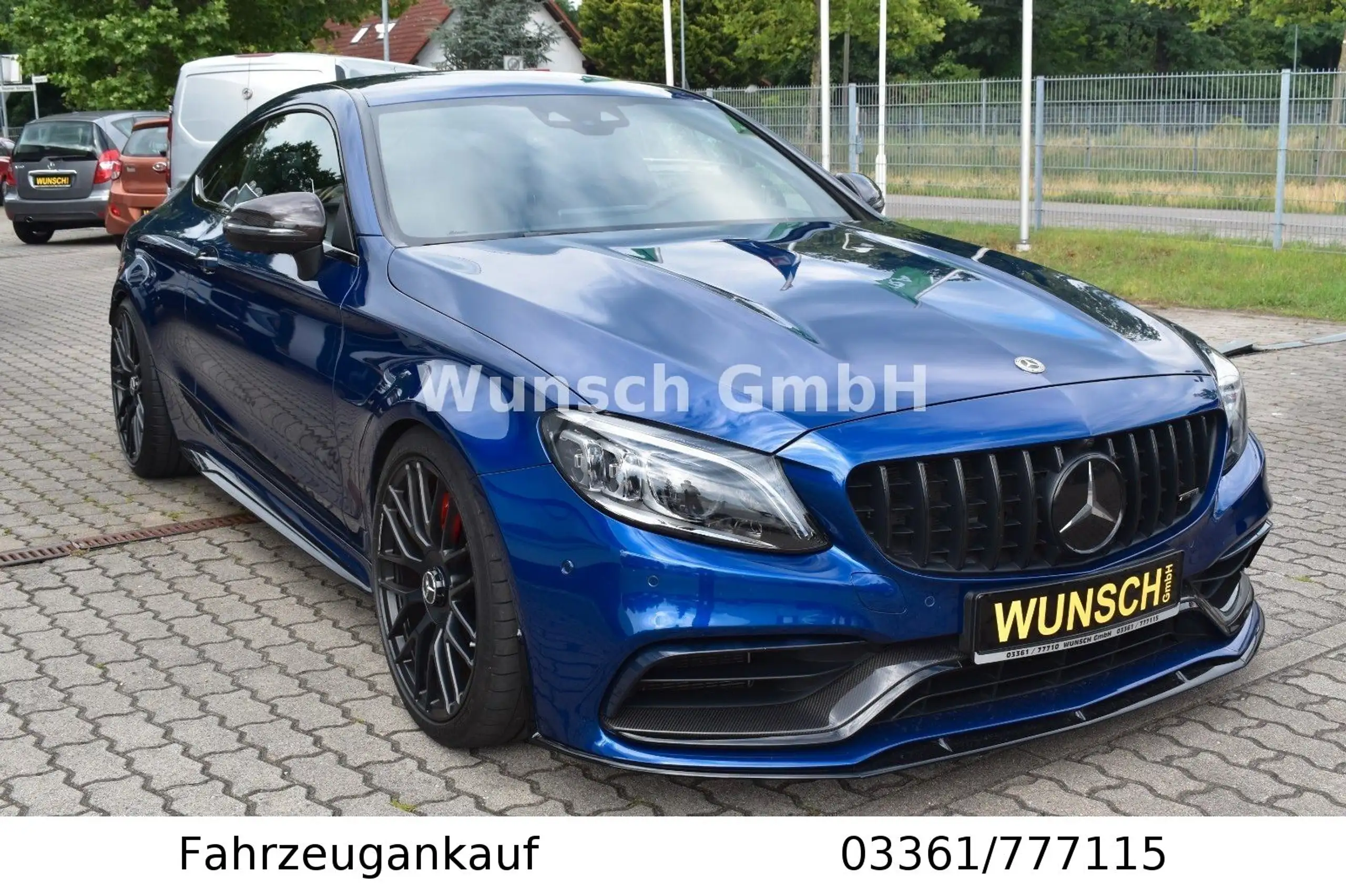 Mercedes-Benz - C 63 AMG