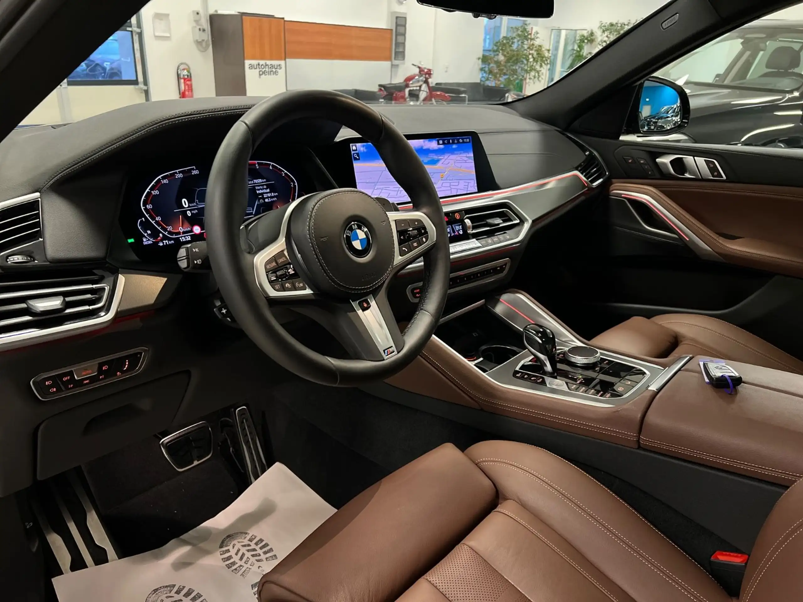 BMW - X6